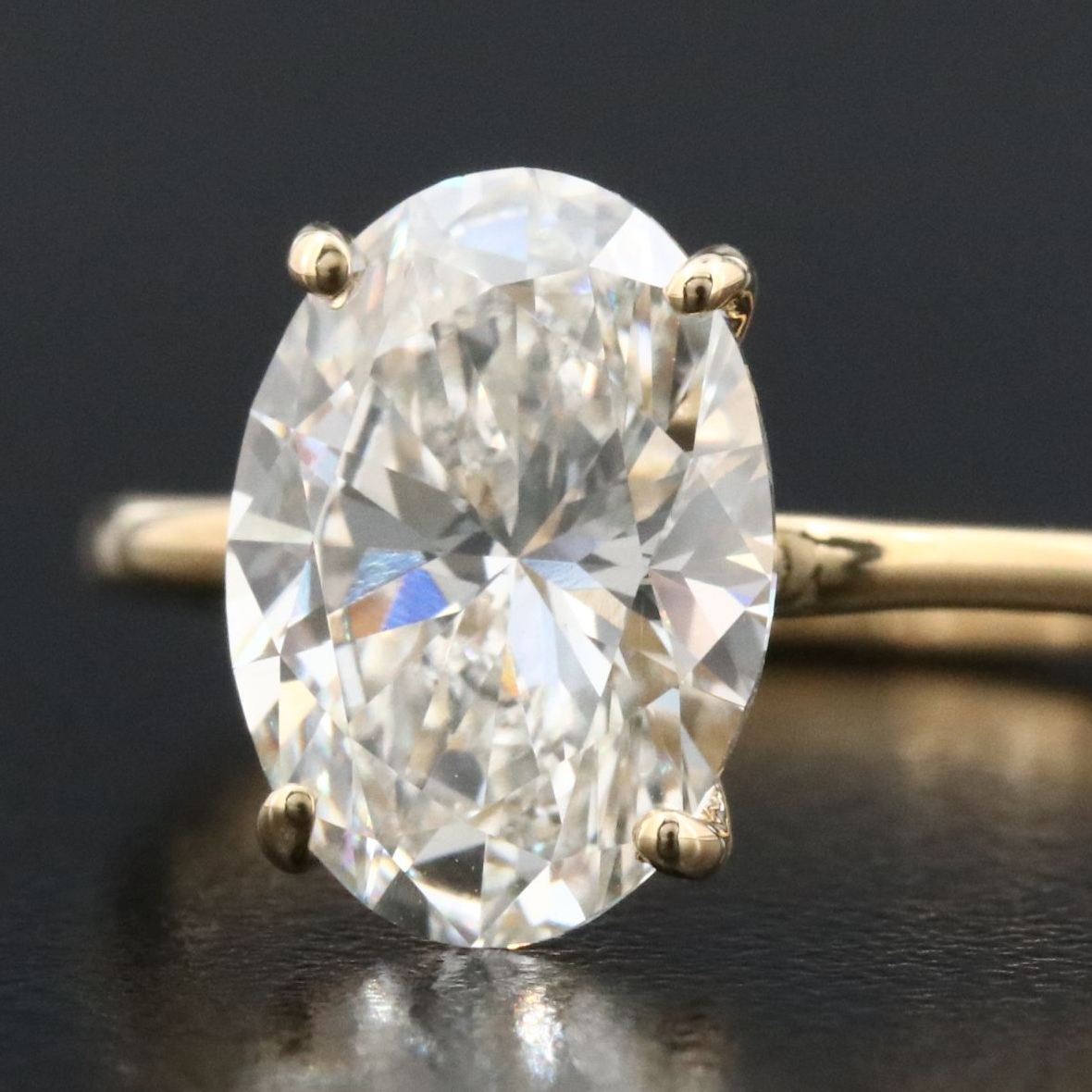 18K 3.01 CT Lab Grown Diamond Ring with IGI Report