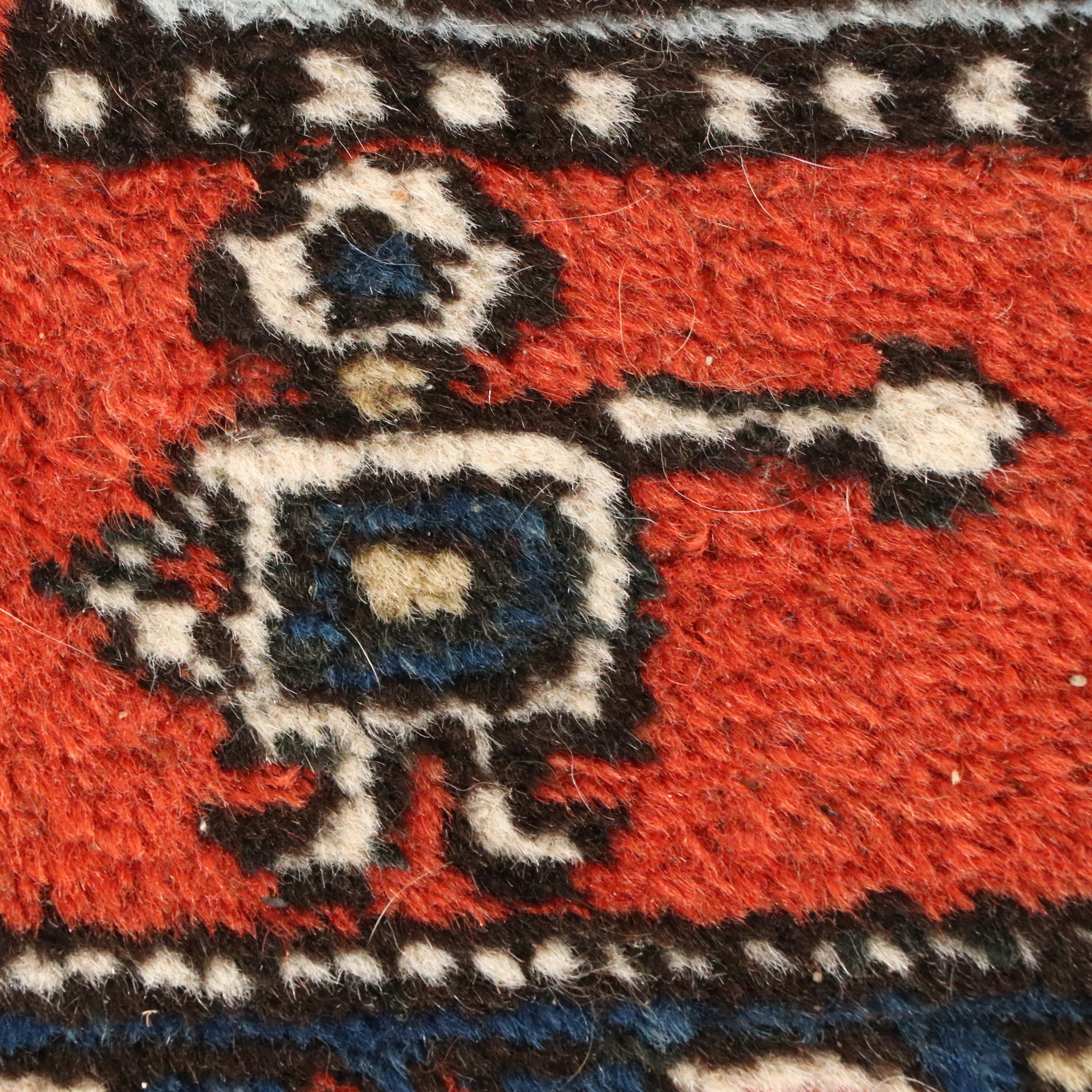 2'7 x 3'11 Hand-Knotted Caucasian Kazak Accent Rug