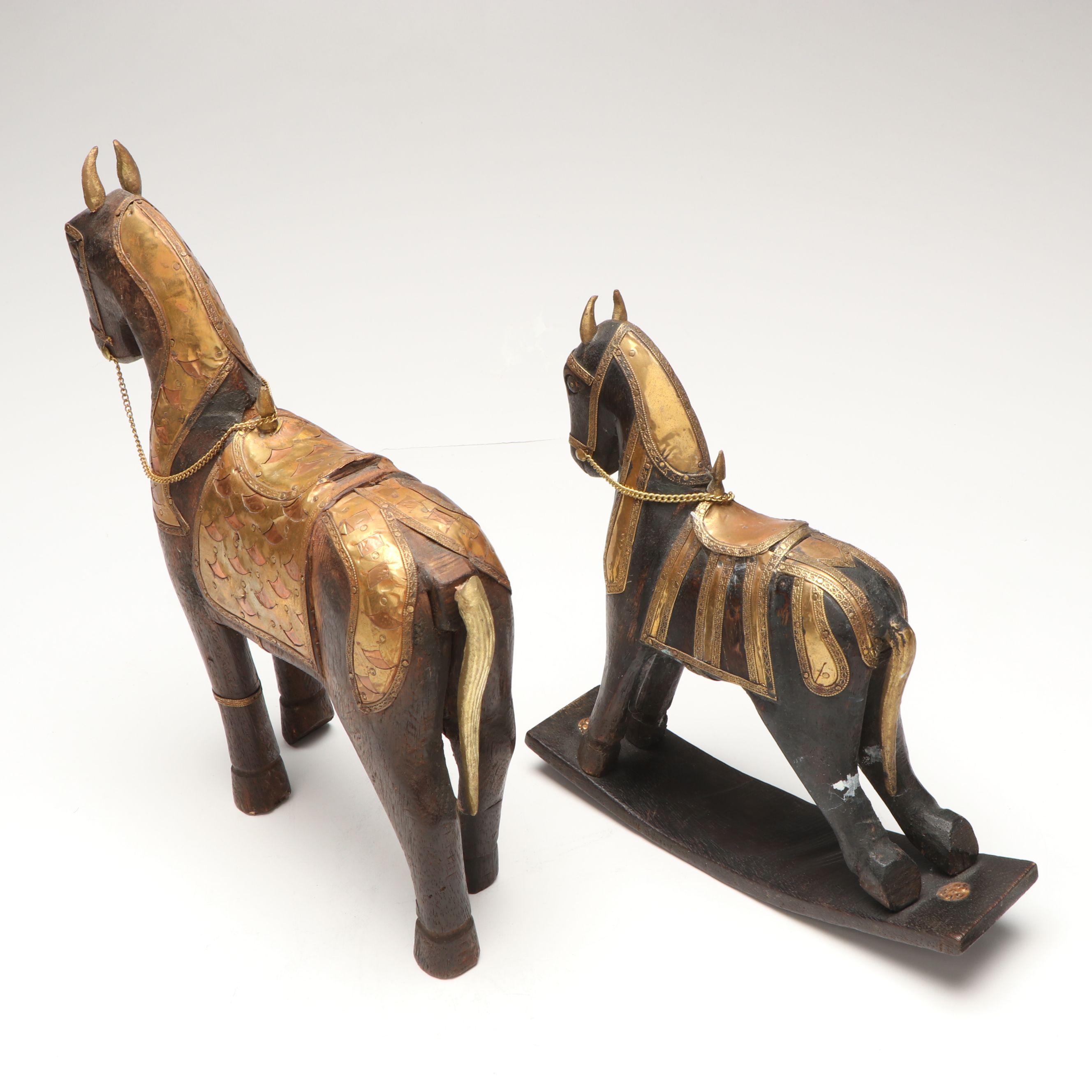 Chinese Cloissoné Duck-Lidded Boxes, Rajasthani Marwari Horses