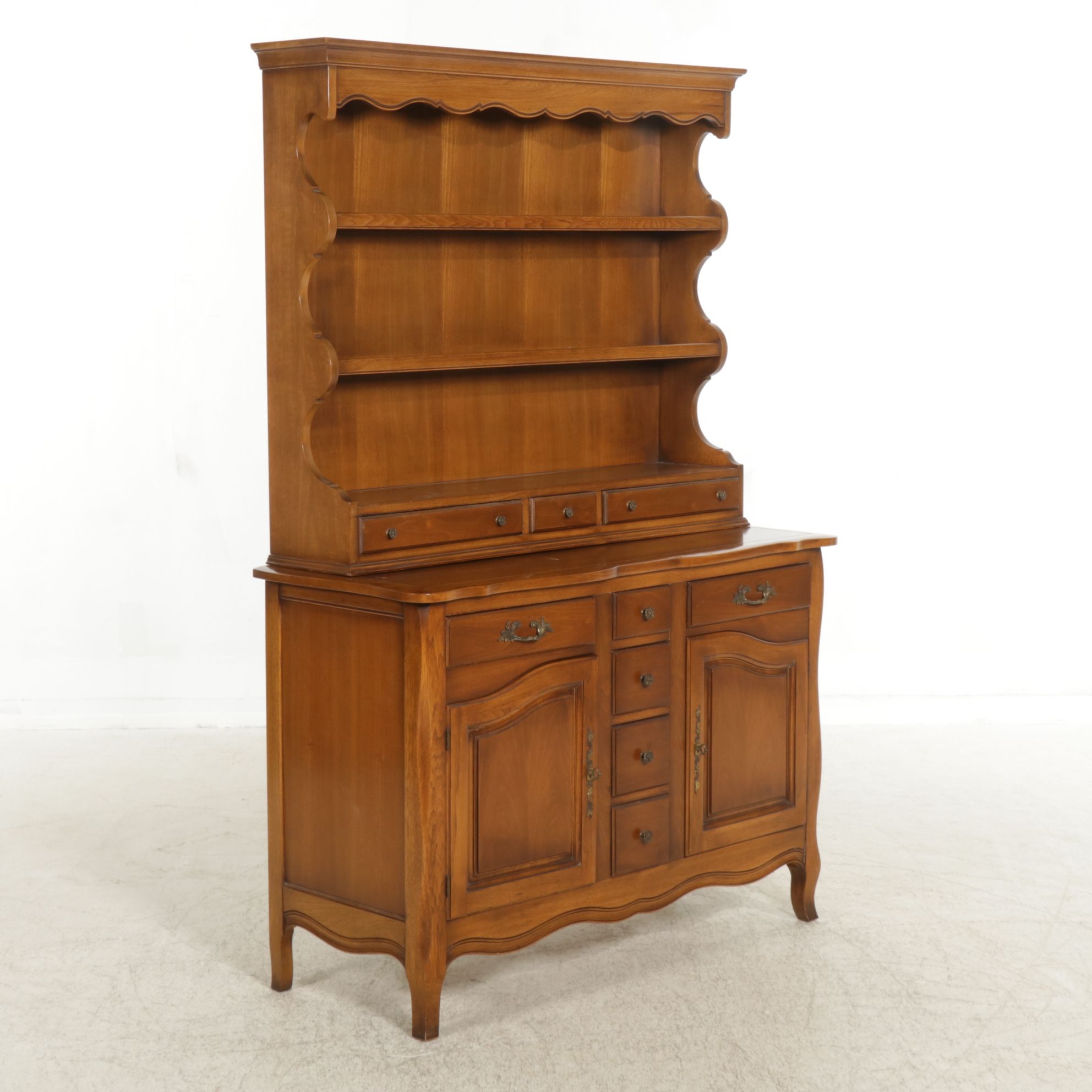 Drexel French Provincial Style Walnut Sideboard and Hutch, Late 20th Century