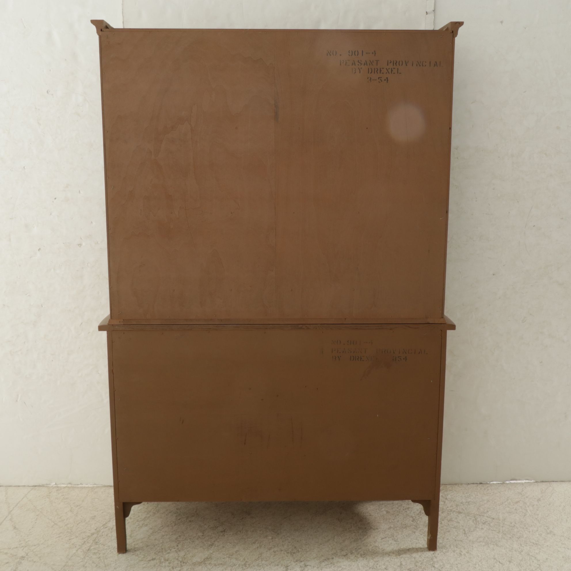 Drexel French Provincial Style Walnut Sideboard and Hutch, Late 20th Century