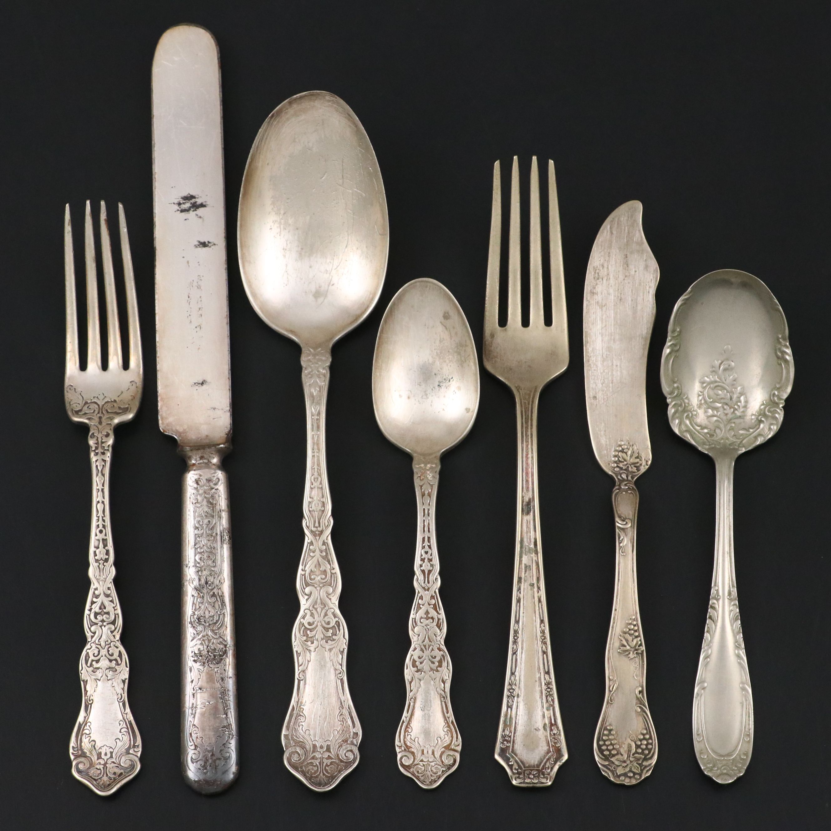 International "Alhambra" Silver Plate Flatware and Others in Wooden Case