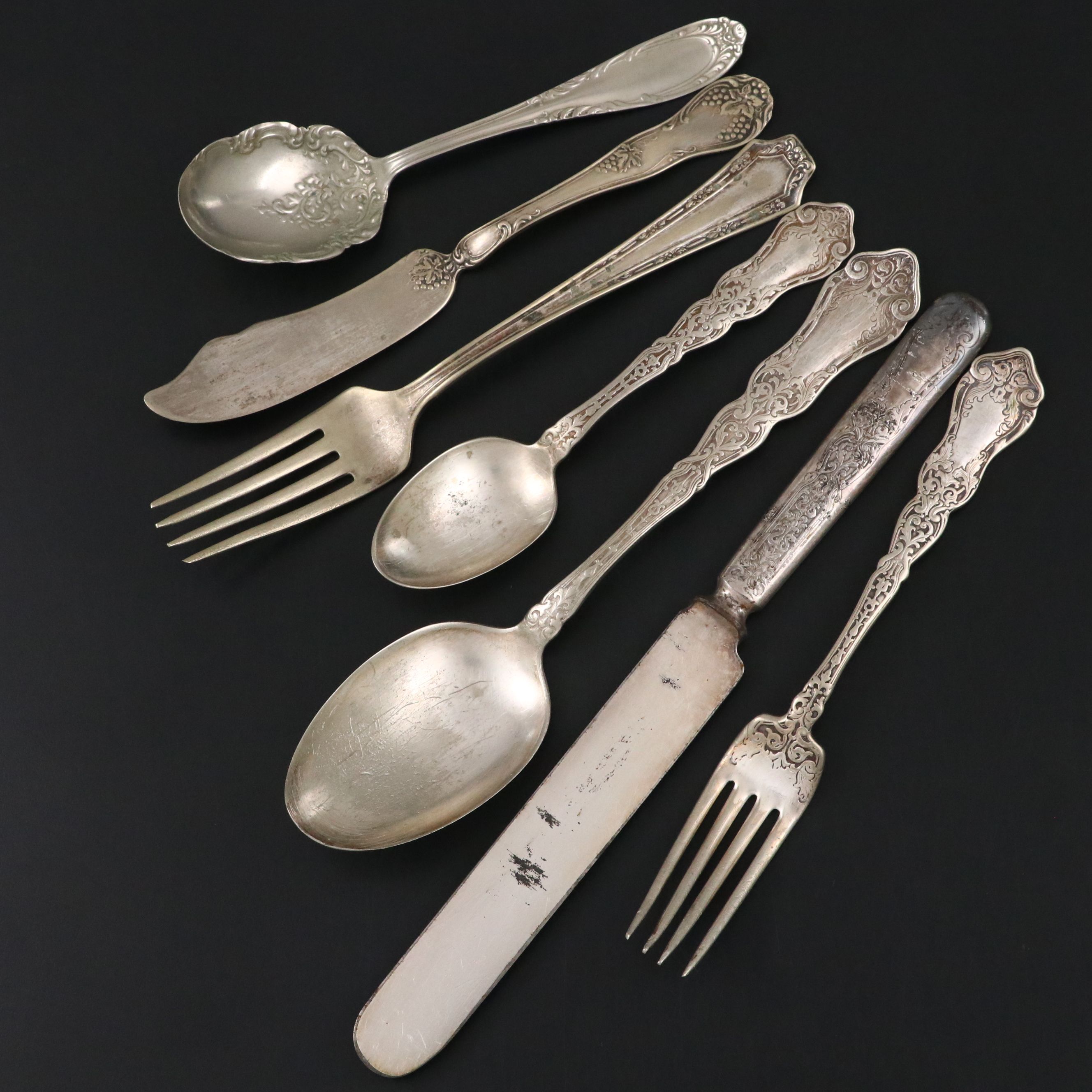 International "Alhambra" Silver Plate Flatware and Others in Wooden Case