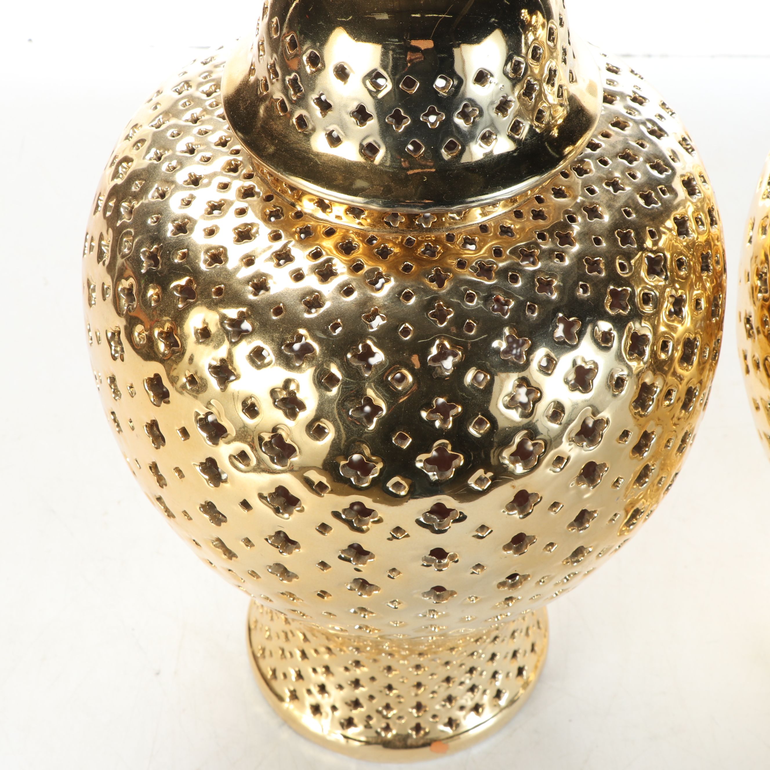 Gallerie Z Gold Lacquered Reticulated Ceramic Ginger Jars