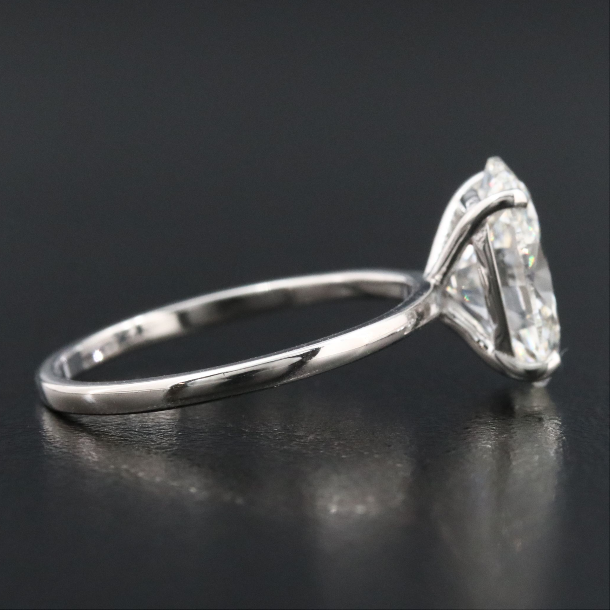 18K 3.01 CT Lab Grown Diamond Ring with IGI Report