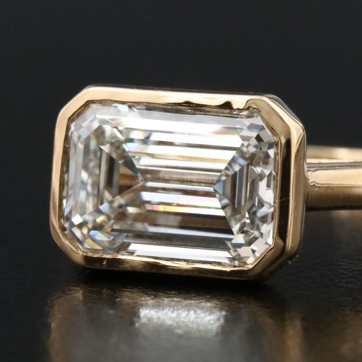 18K 2.99 CT Lab Grown Diamond Solitaire Ring with IGI Report