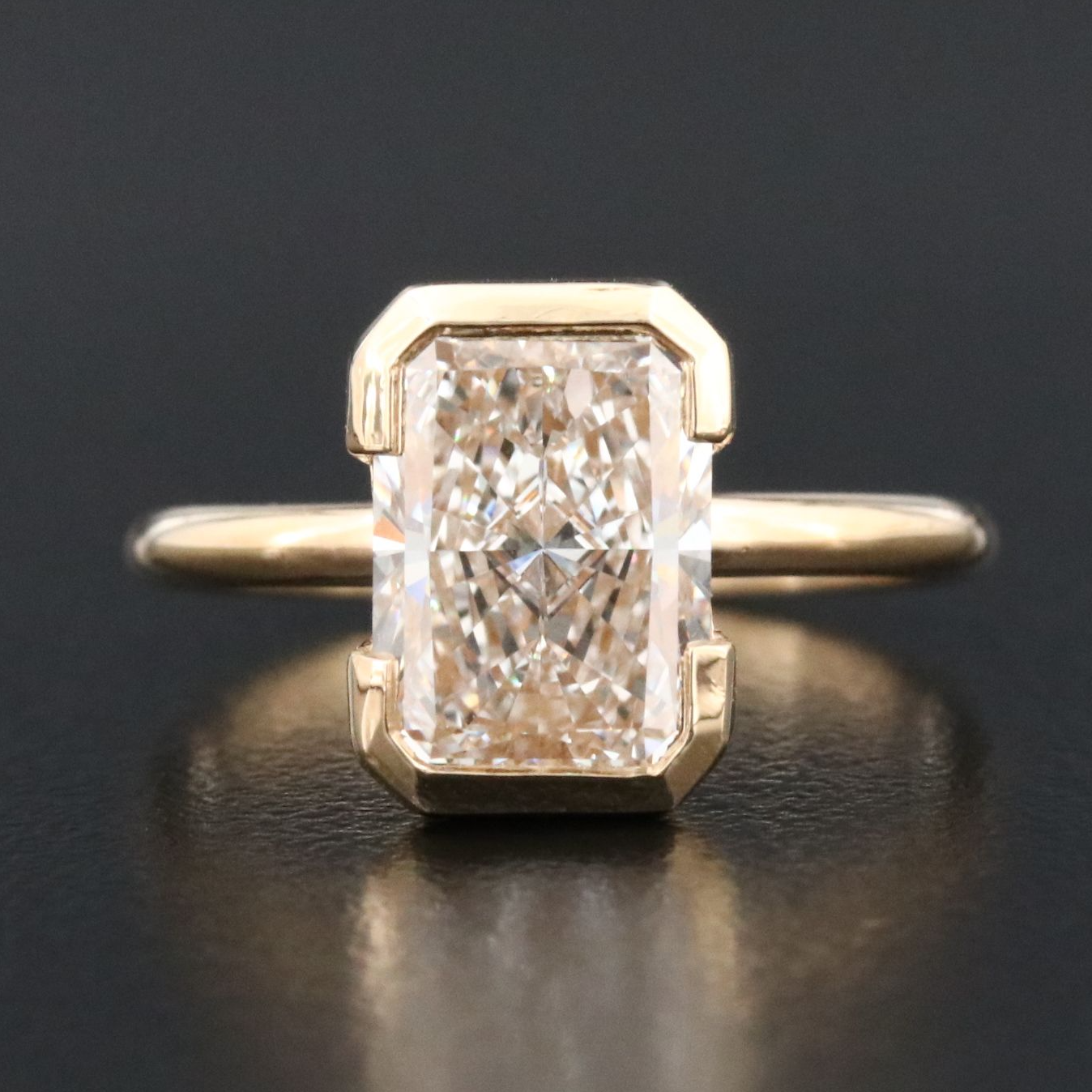 18K 2.99 CT Lab Grown Diamond Solitaire Ring with IGI Report