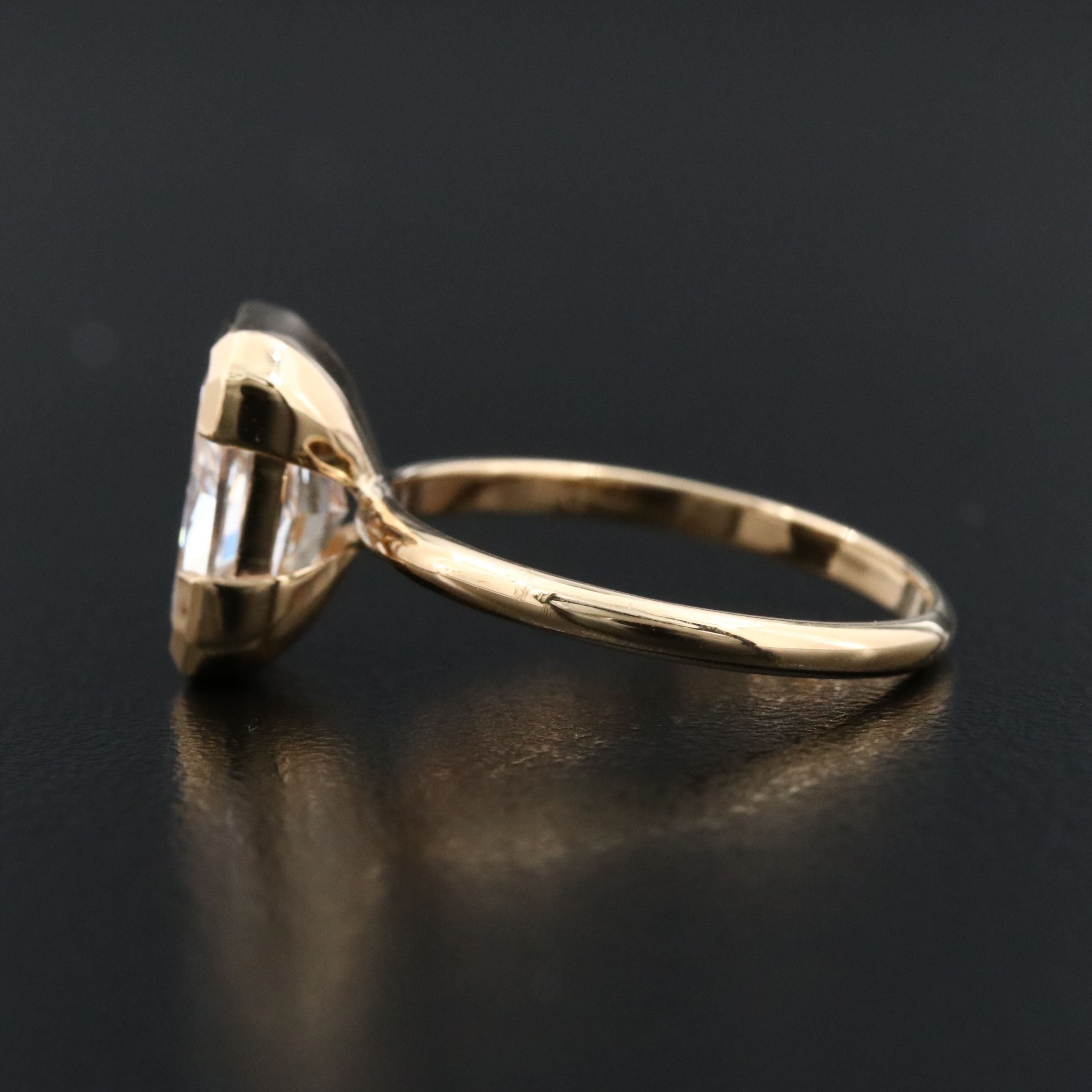 18K 2.99 CT Lab Grown Diamond Solitaire Ring with IGI Report