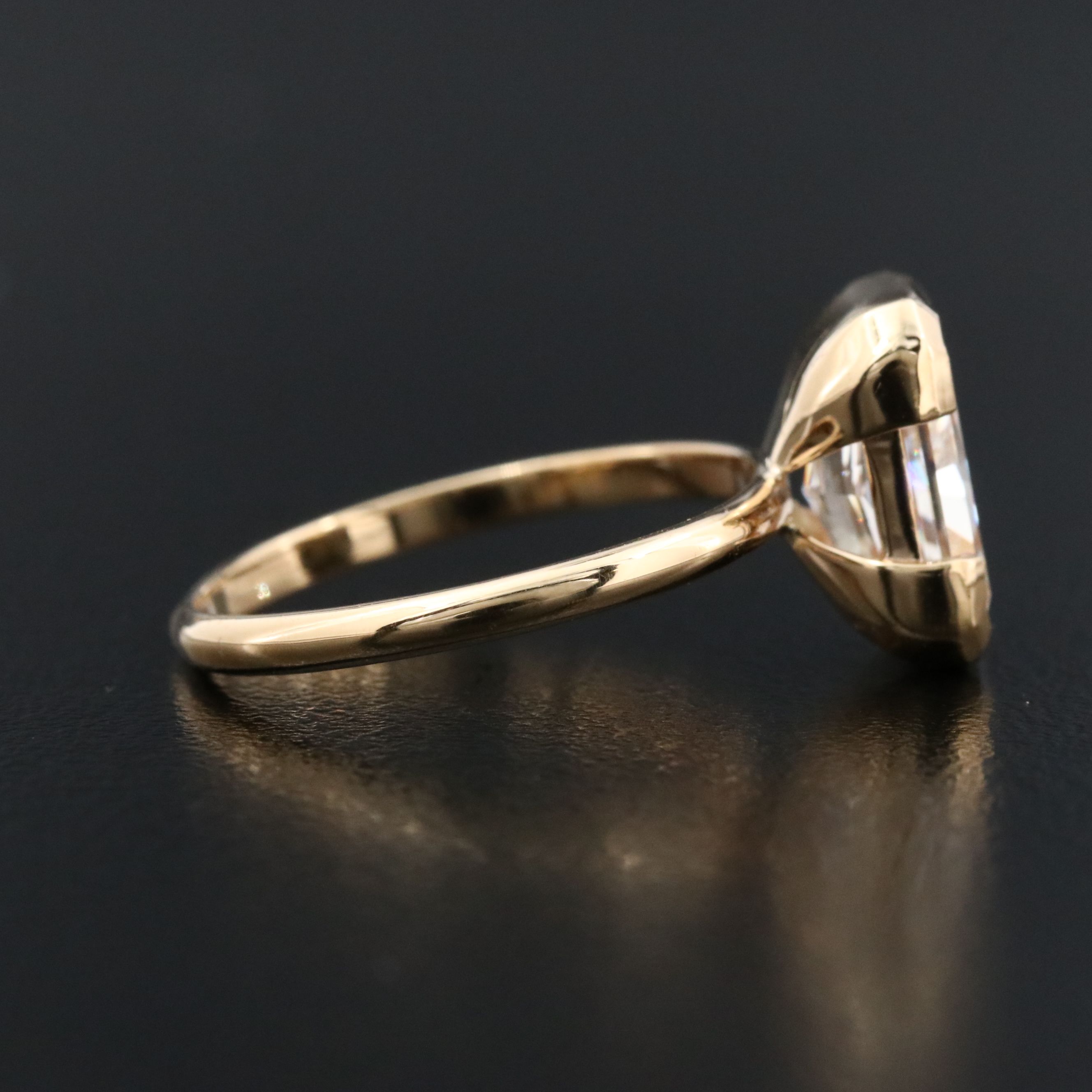 18K 2.99 CT Lab Grown Diamond Solitaire Ring with IGI Report