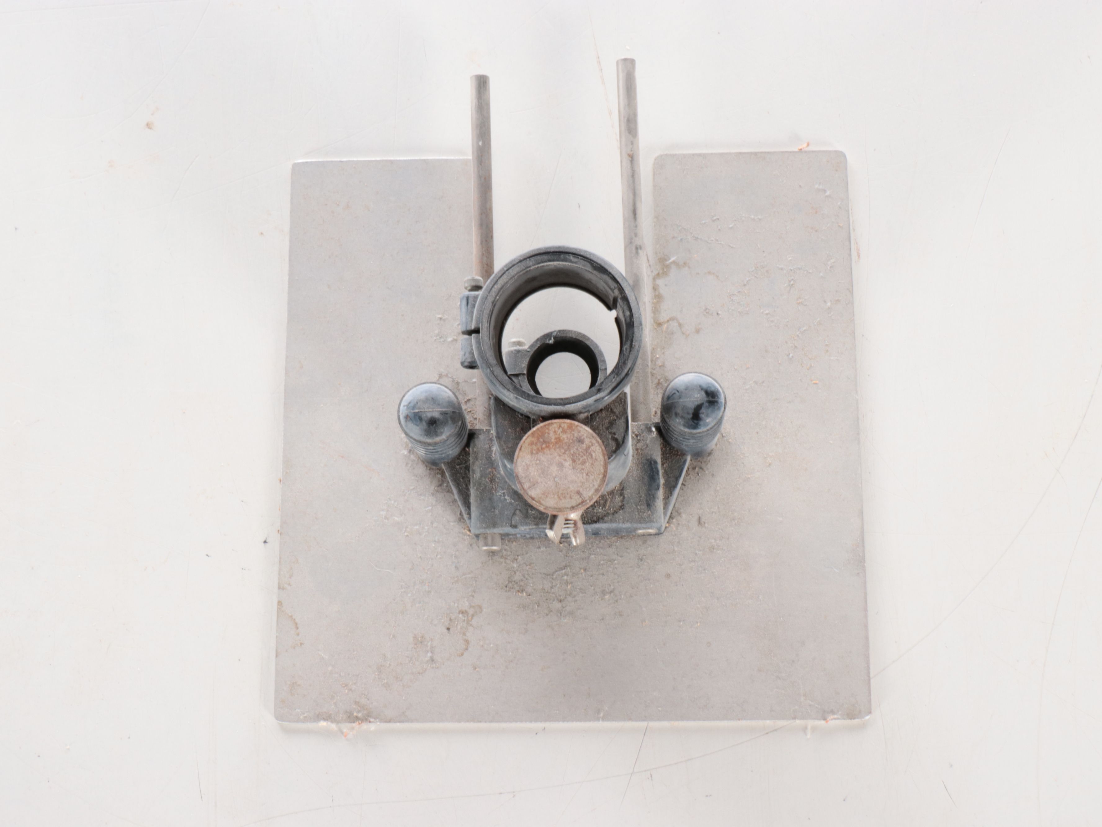 DeWalt DW621 Electronic Plunge Router with Black & Decker Bits