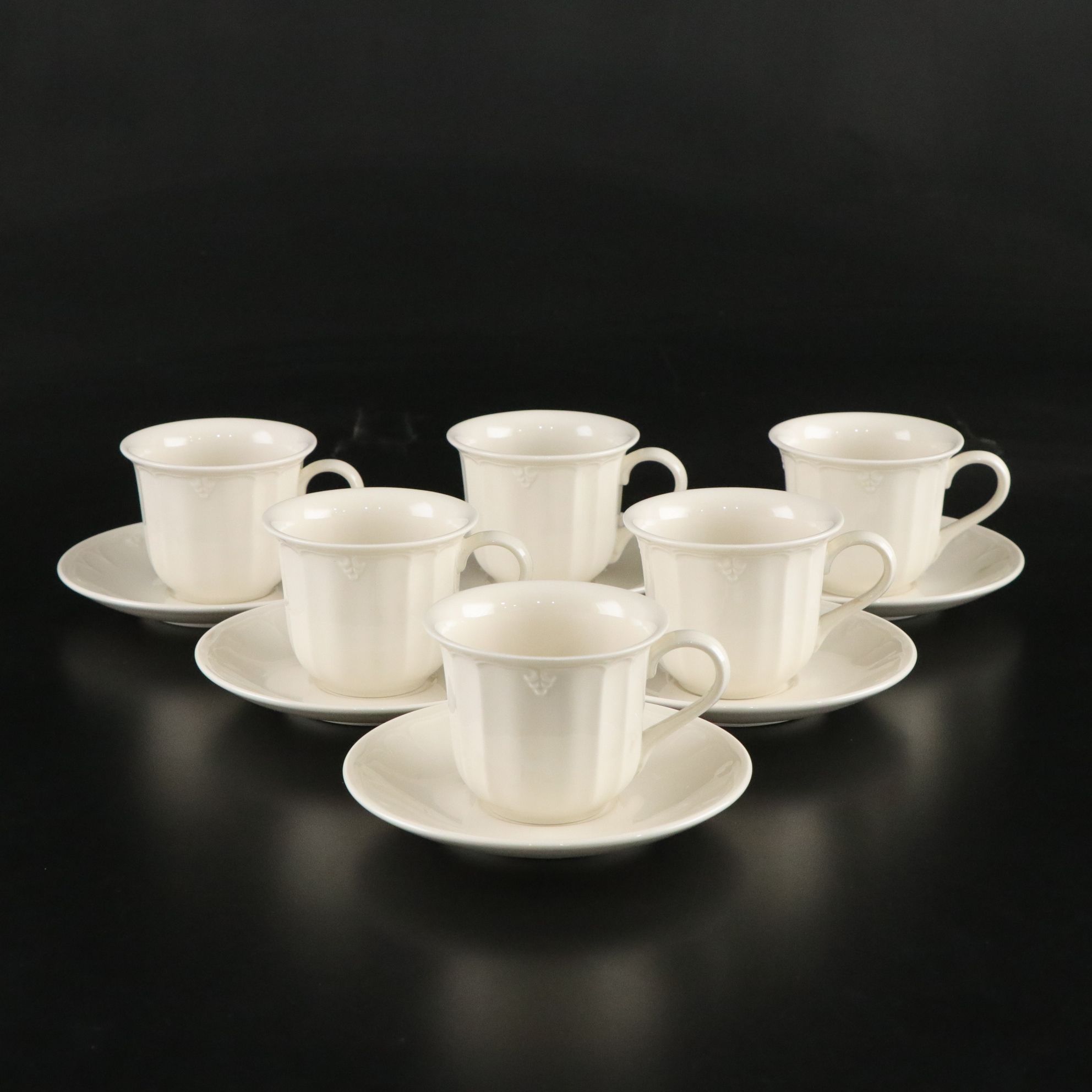 Lenox "Casual Elegance" Porcelain Dinnerware Set with Serving Platters