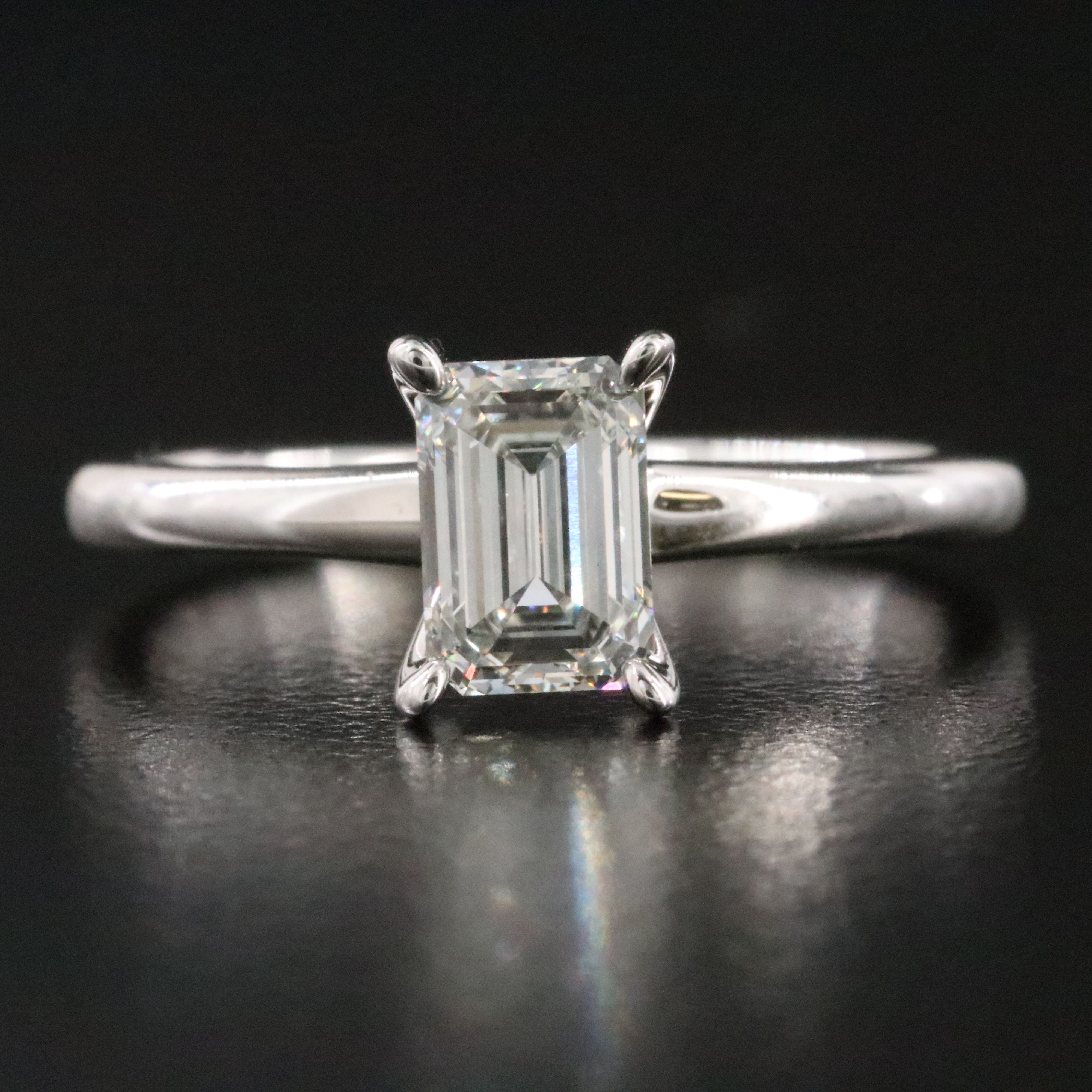 14K 1.00 CT Lab Grown Diamond Solitaire Ring with Online IGI Report