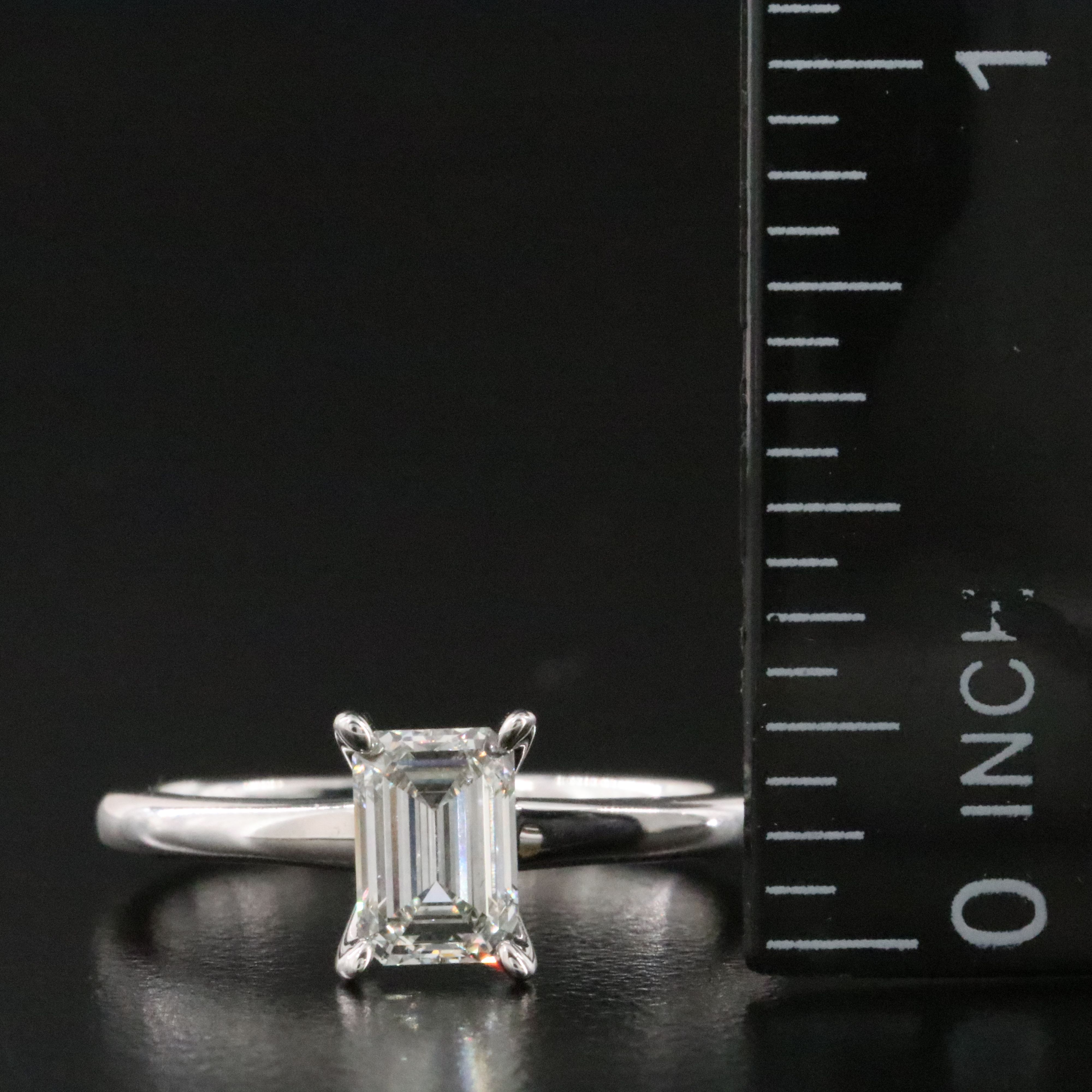 14K 1.00 CT Lab Grown Diamond Solitaire Ring with Online IGI Report