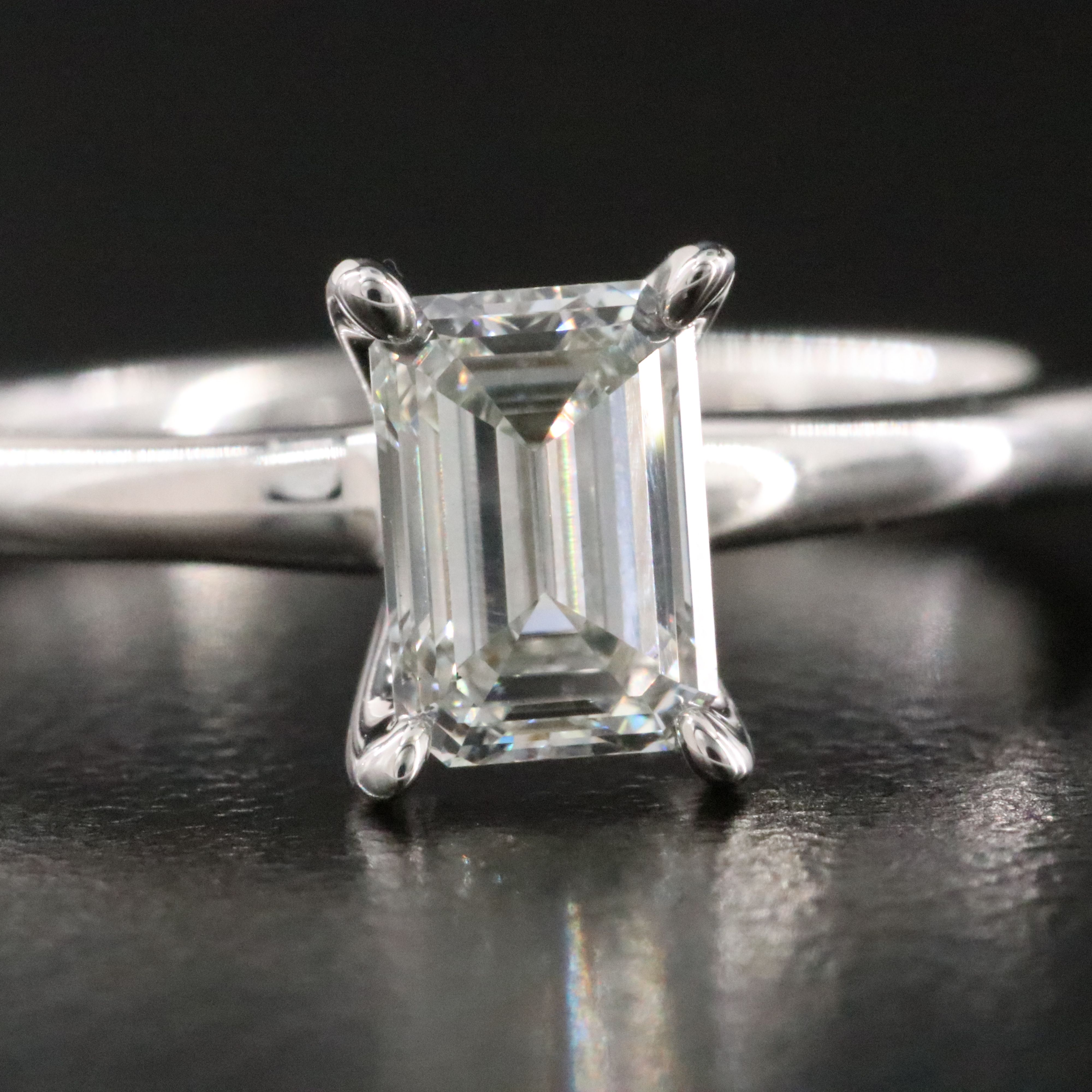 14K 1.00 CT Lab Grown Diamond Solitaire Ring with Online IGI Report