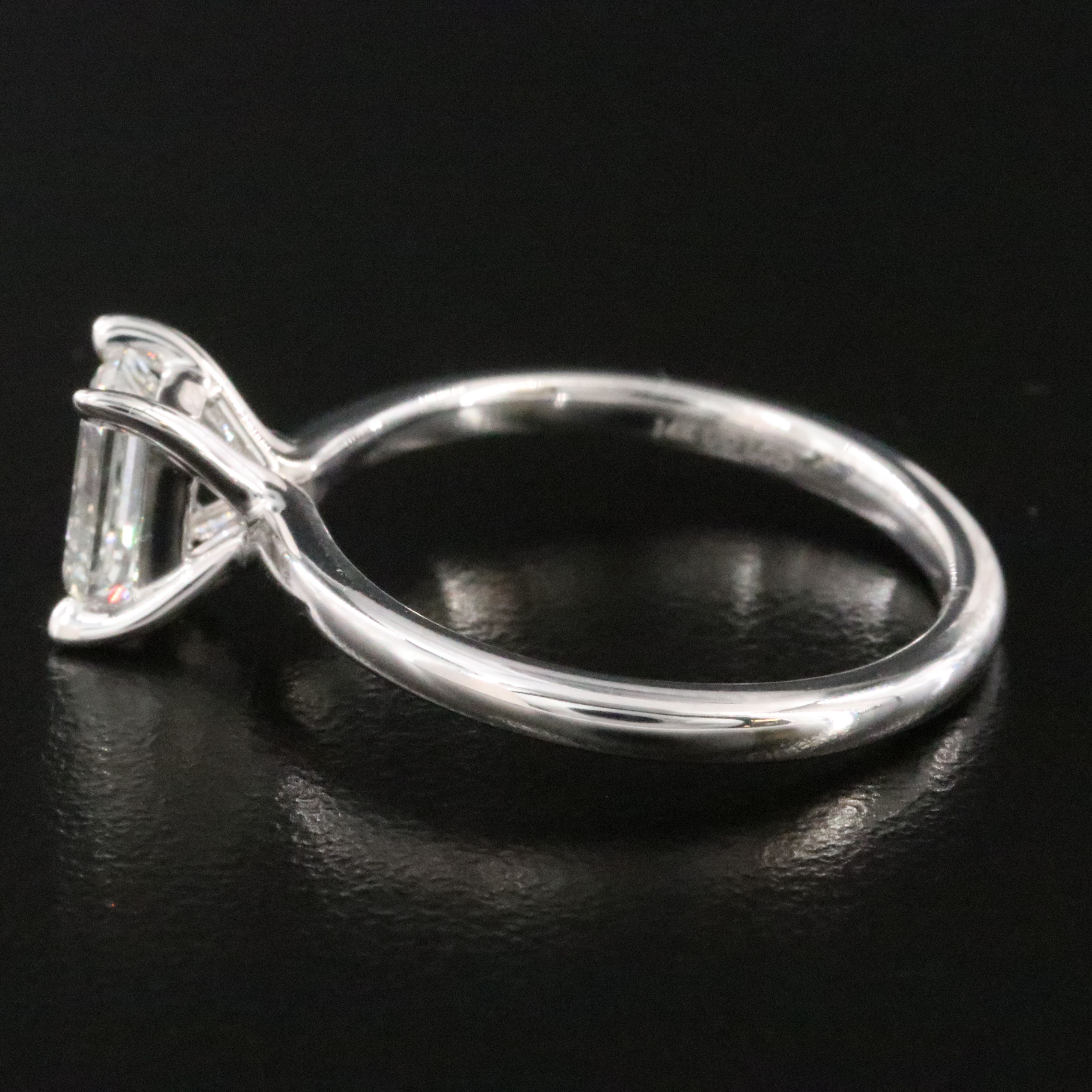 14K 1.00 CT Lab Grown Diamond Solitaire Ring with Online IGI Report