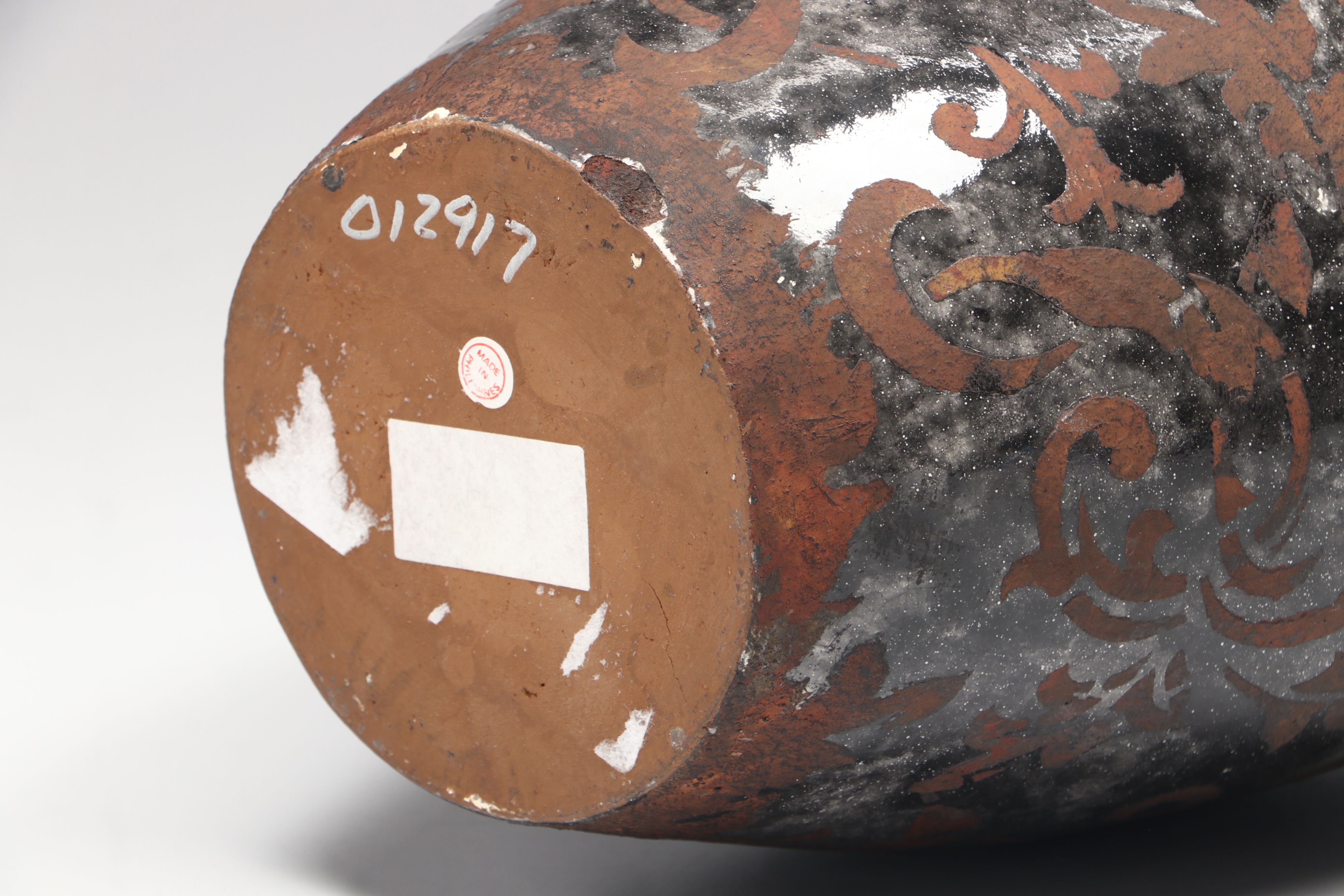 Gunmetal Glaze Bottleneck Vase with Wooden Centerpiece Bowl and More