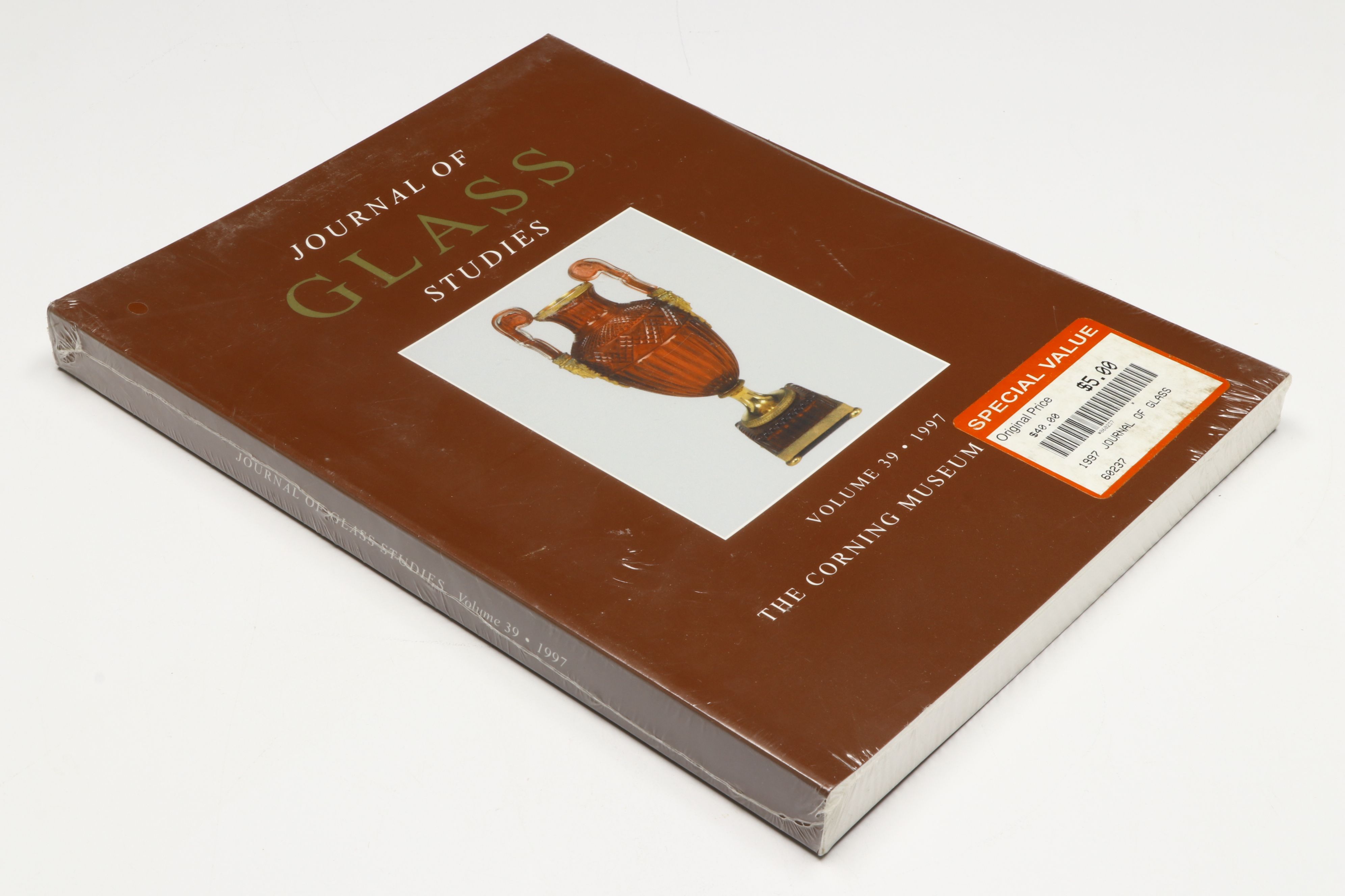 Journal of Glass Studies Publications Collection