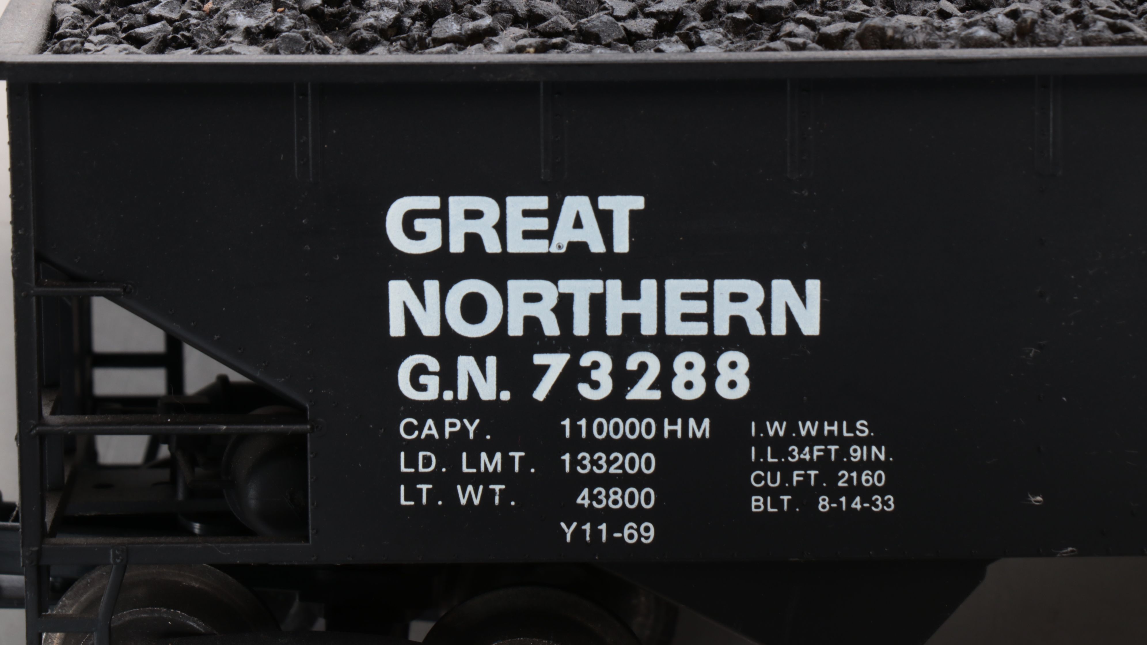 Williams O Scale Passenger Cars with Other Great Northern Coal Cars, More Trains