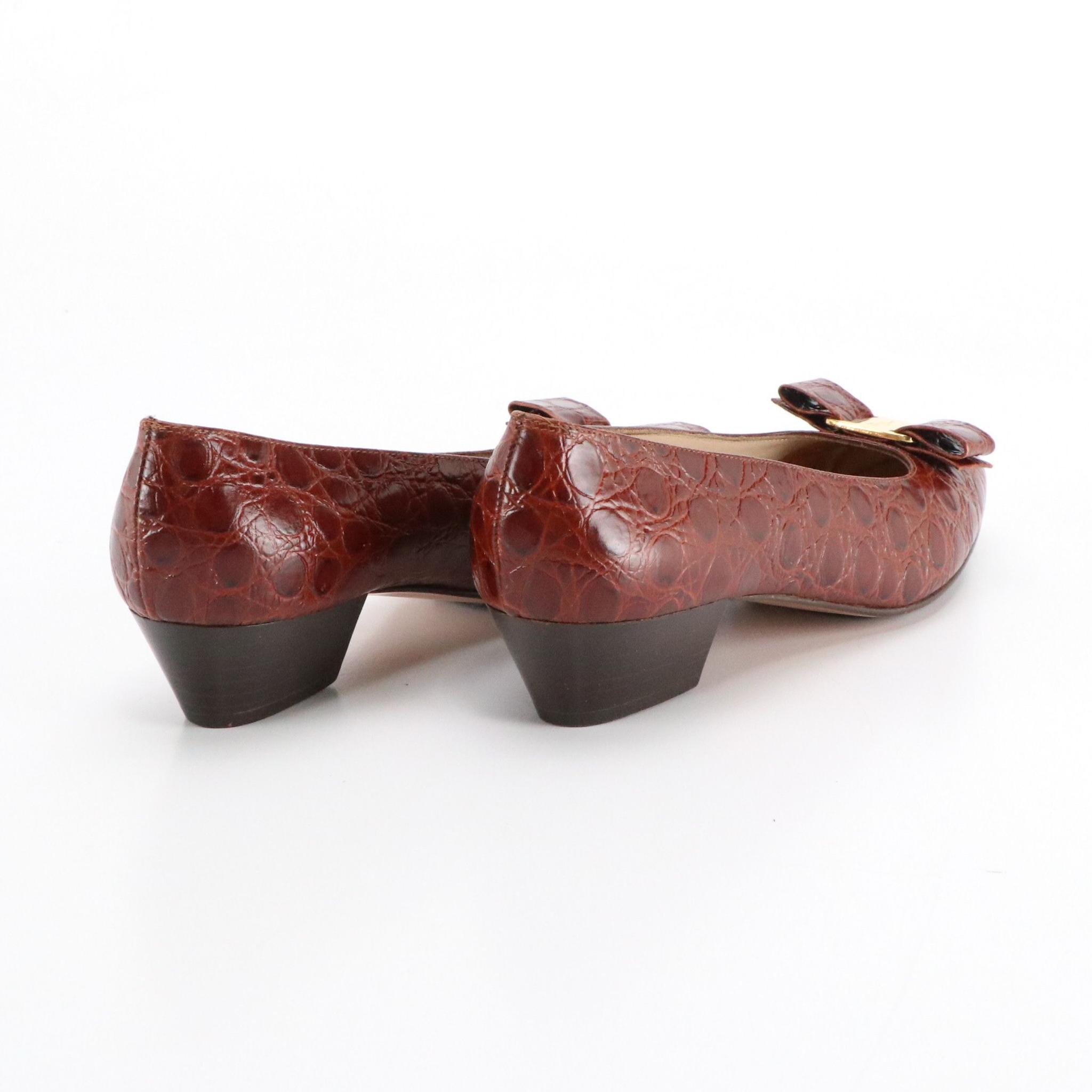 Salvatore Ferragamo Vara Bow Pumps in Croc Embossed Leather with Box