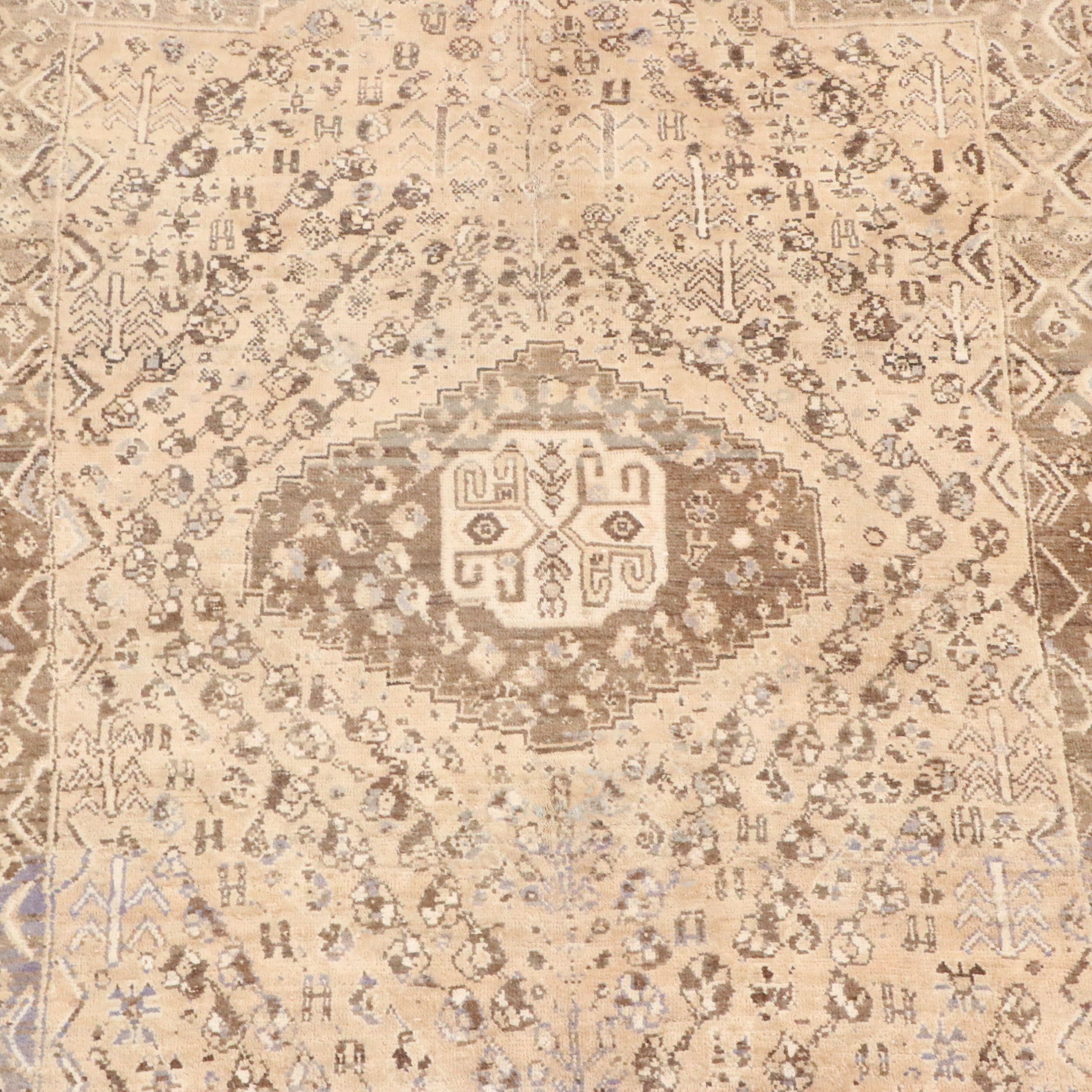 4'4 x 7'6 Hand-Knotted Persian Qashqai Area Rug