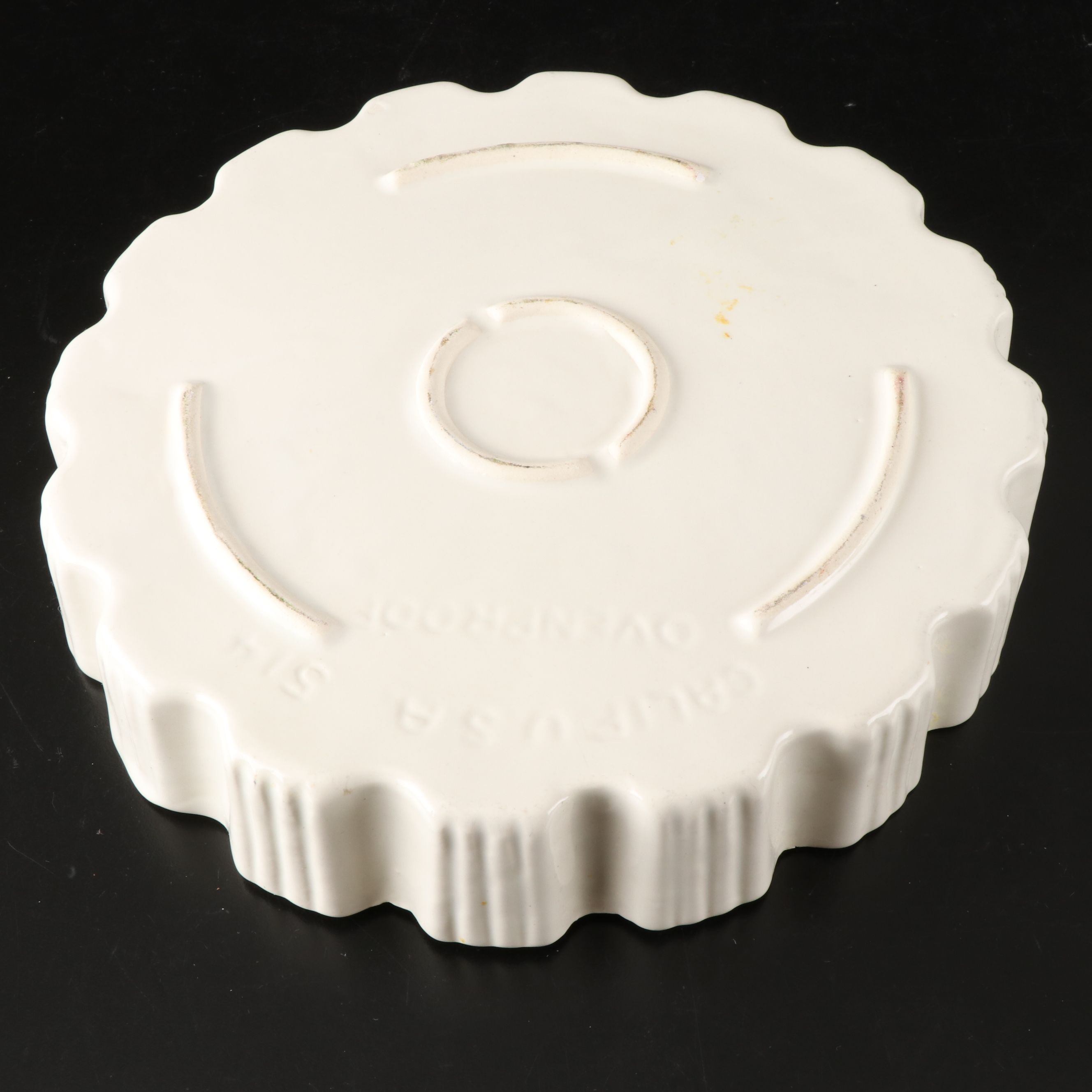 Ceramic Ramekins, Cake and Pie Pans, Pot, and More Bakeware