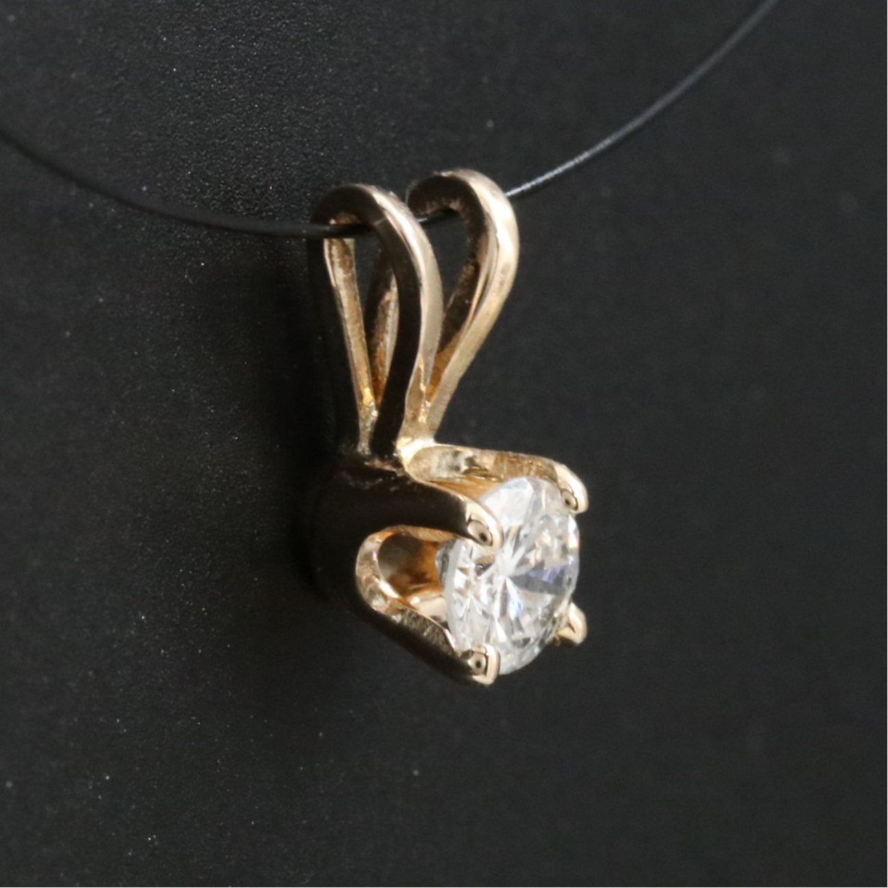 14K 0.15 CT Diamond Pendant