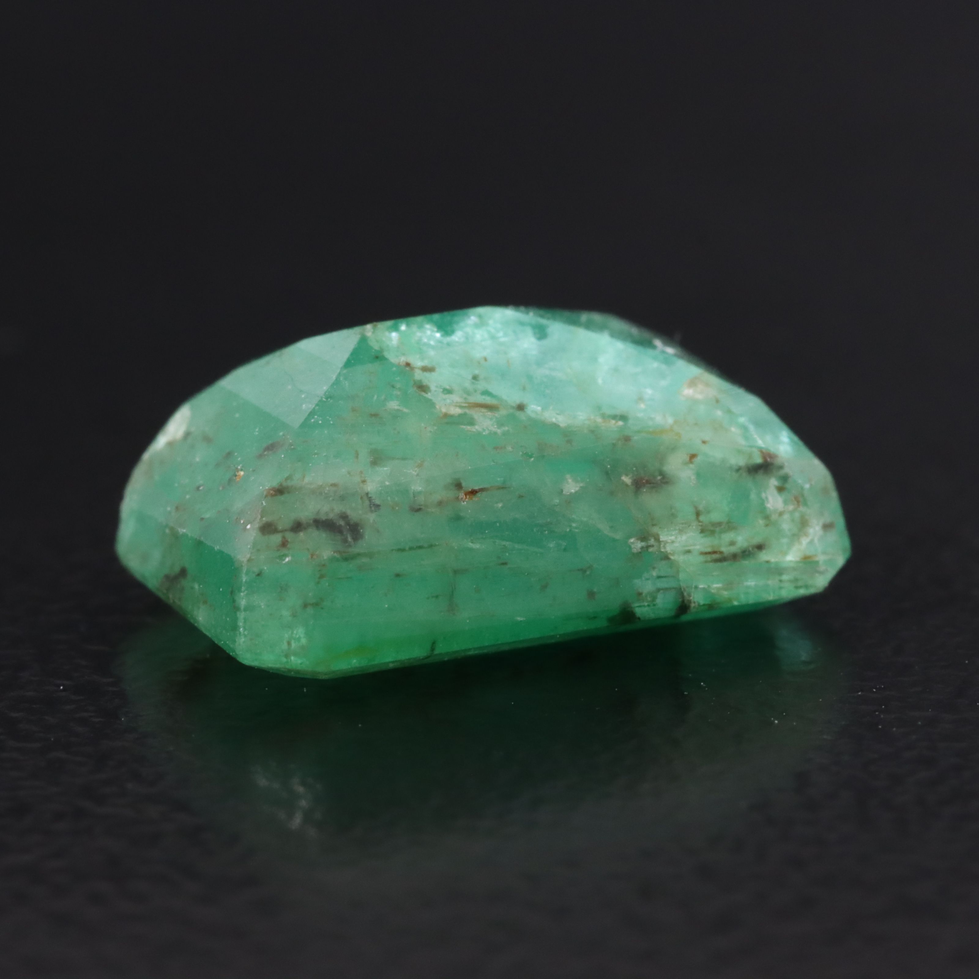 Loose 5.65 CT Emerald