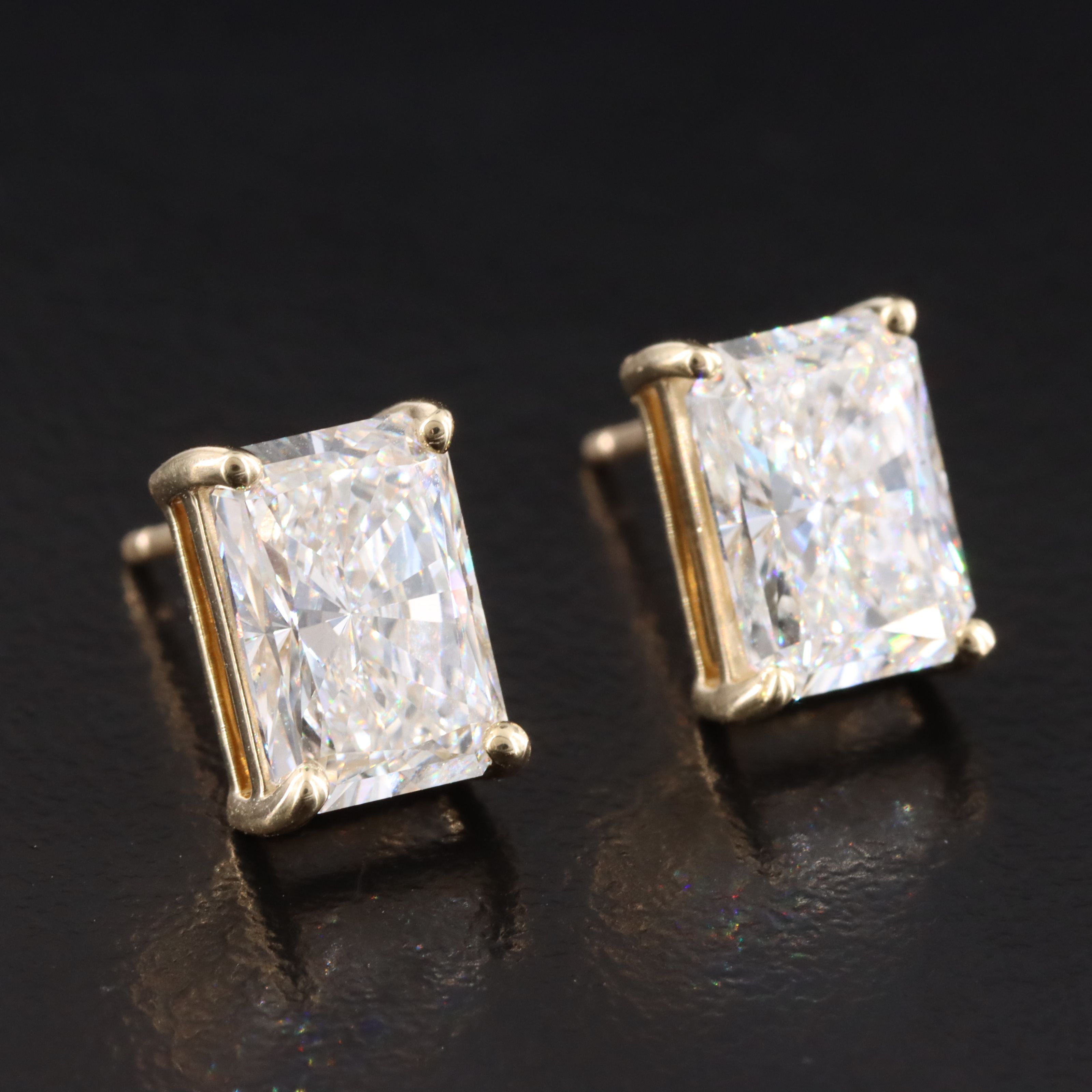 14K 3.79 CTW Lab Grown Diamond Stud Earrings with Online Digital IGI Reports