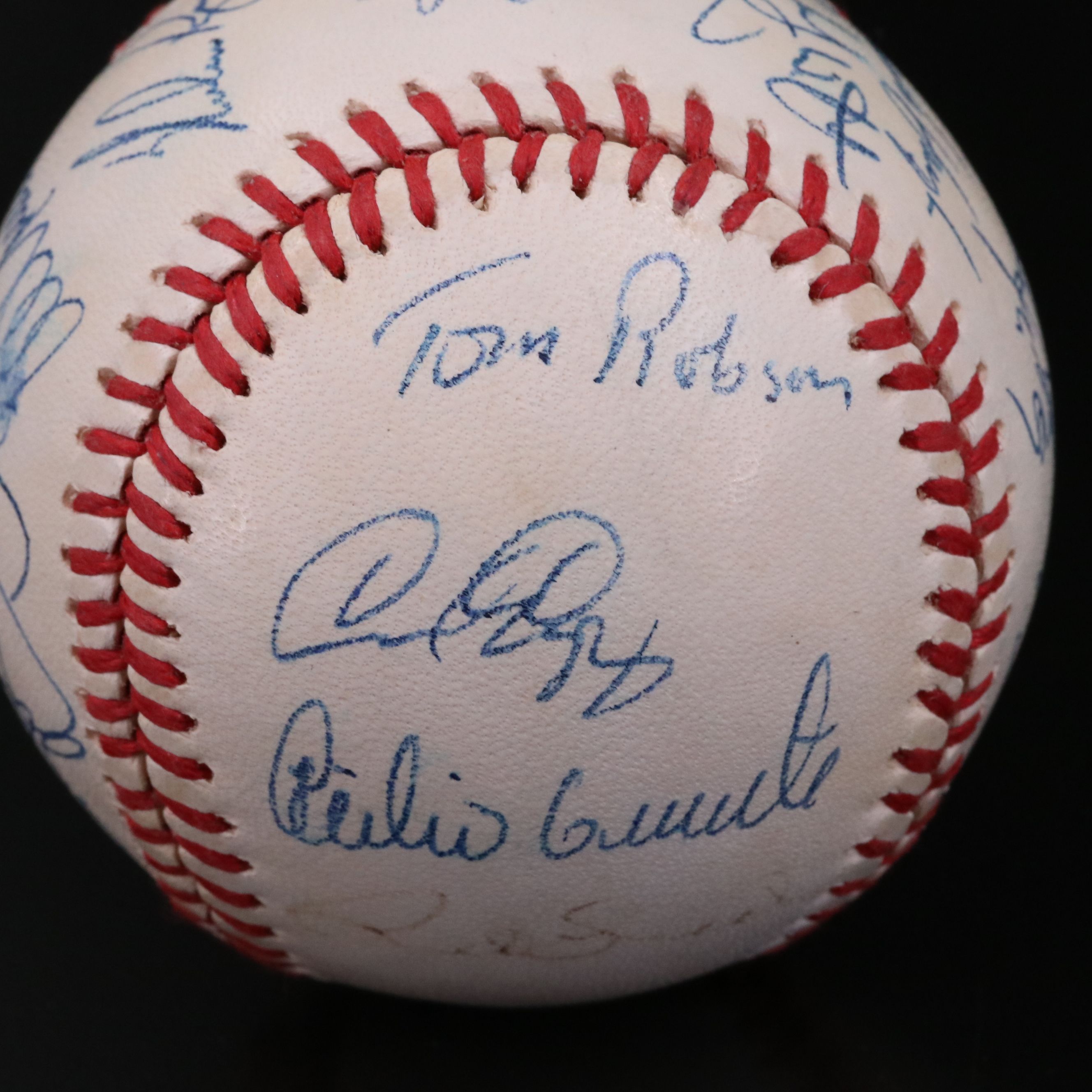 1989 Texas Rangers Team Signed Baseball with Nolan Ryan & Bobby Valentine