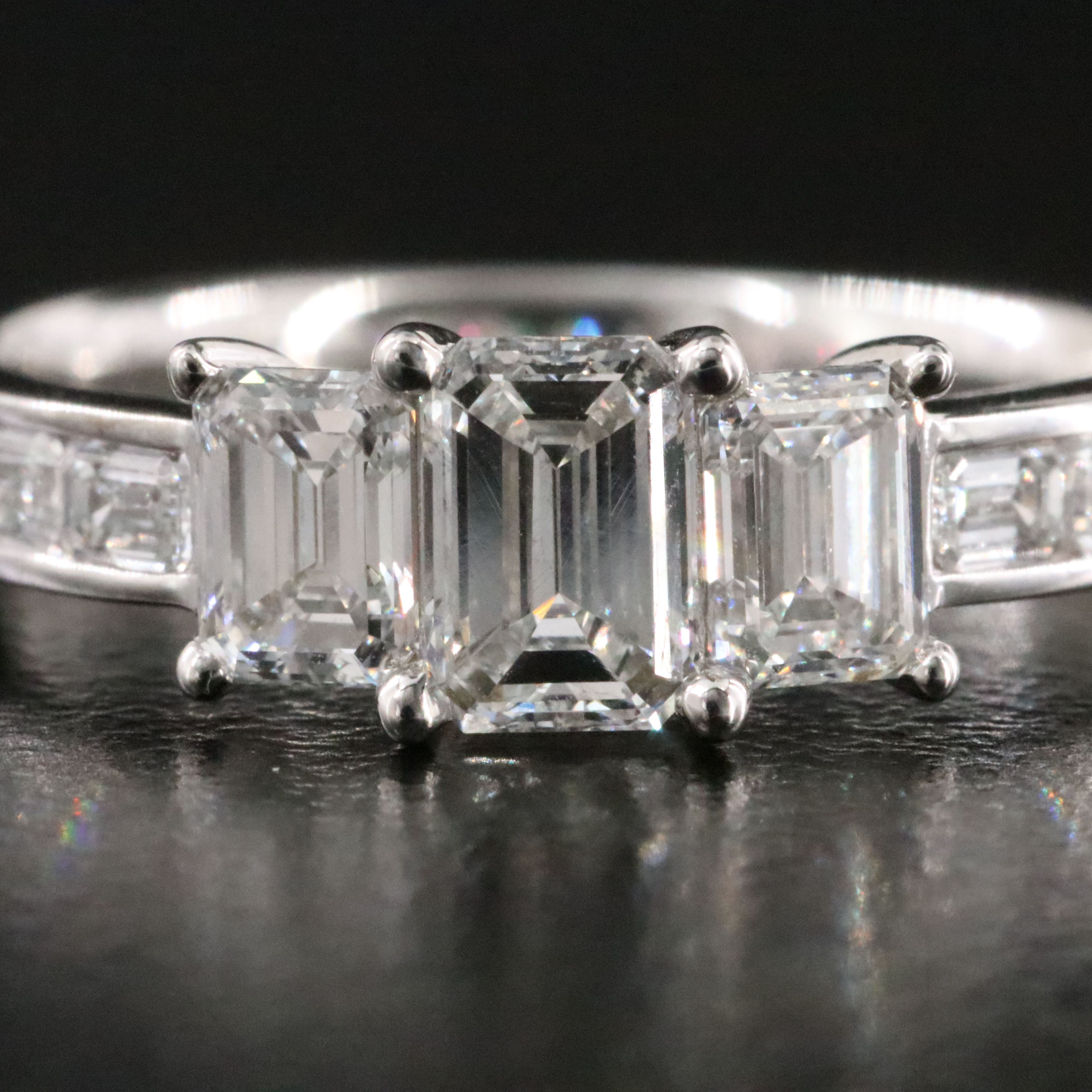 14K 2.00 CTW Lab Grown Diamond Ring