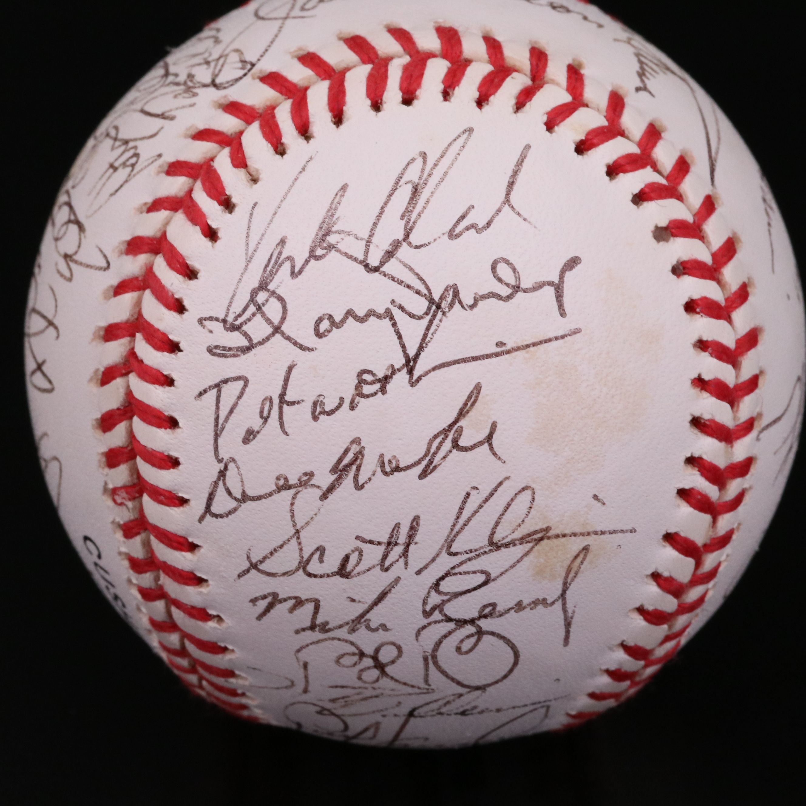 1998 Cincinnati Reds Team Signed Baseball with Barry Larkin and Jack McKeon