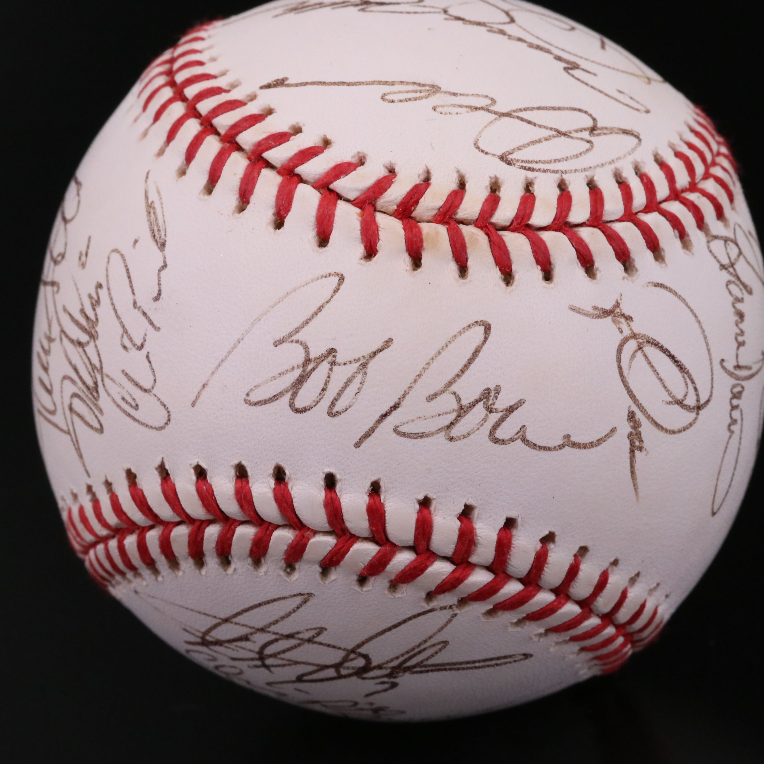 2001 Cincinnati Reds Team Signed Baseball with Bob Boone and More