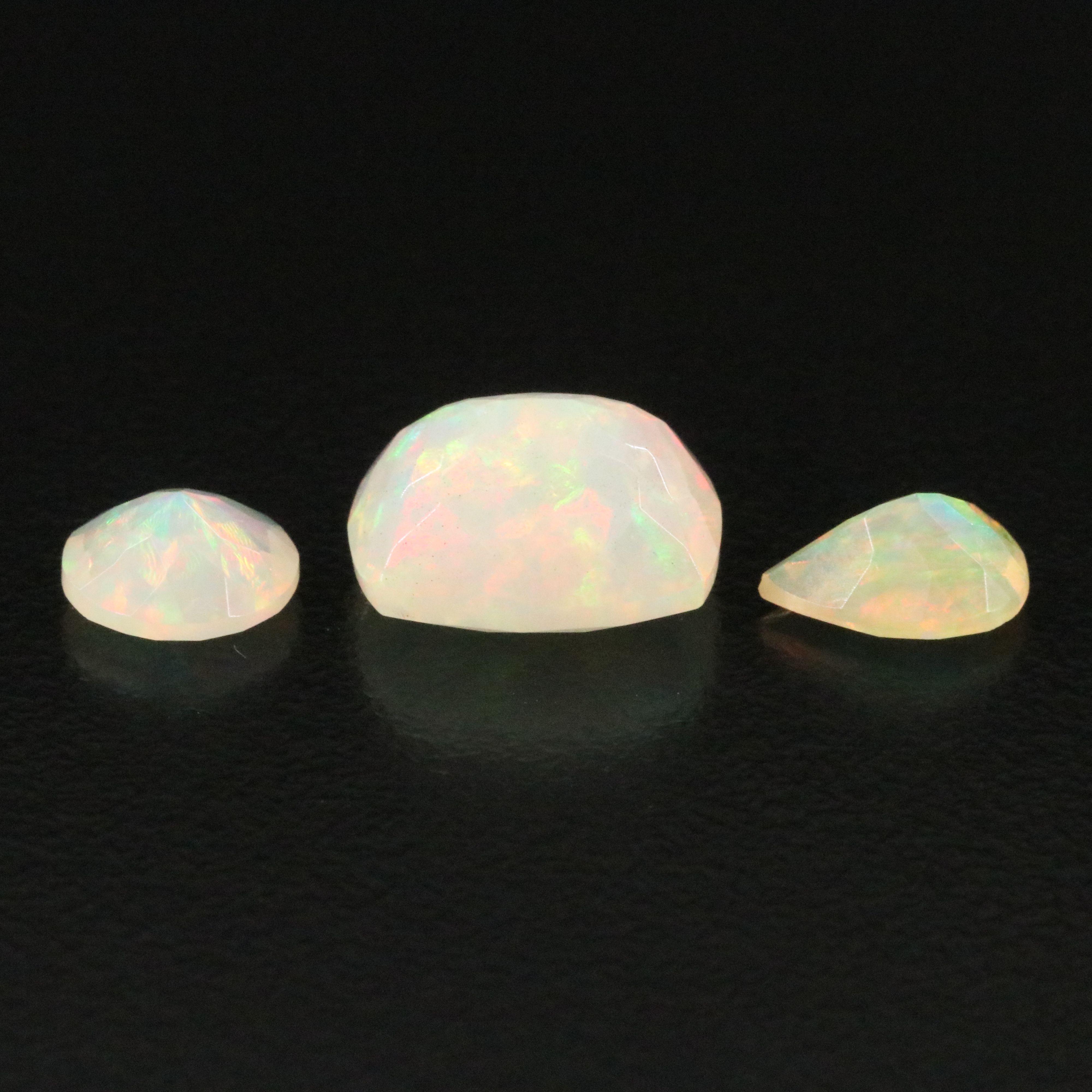 Loose 3.87 CTW Opals