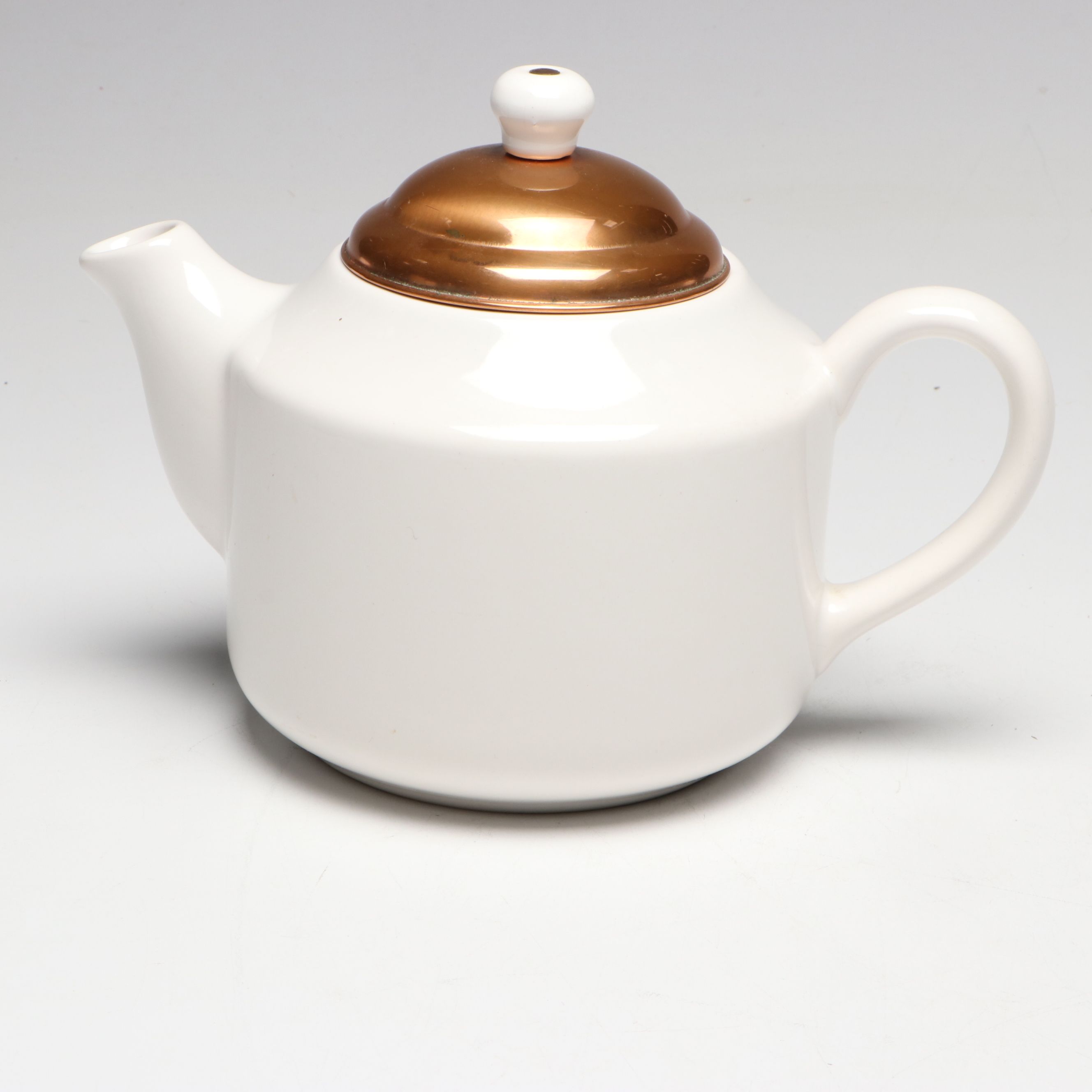 Korean Solid Copper Tea Kettle with Other Ceramic and Copper Teapots