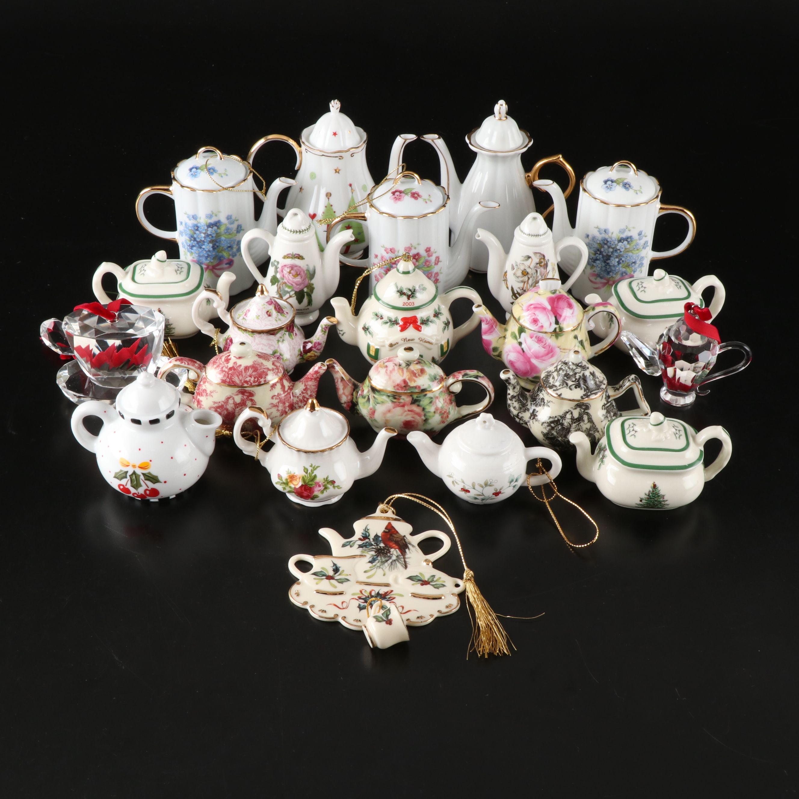 Catherine McClung Lenox Cardinal and Other Diminutive Teapot Ornaments
