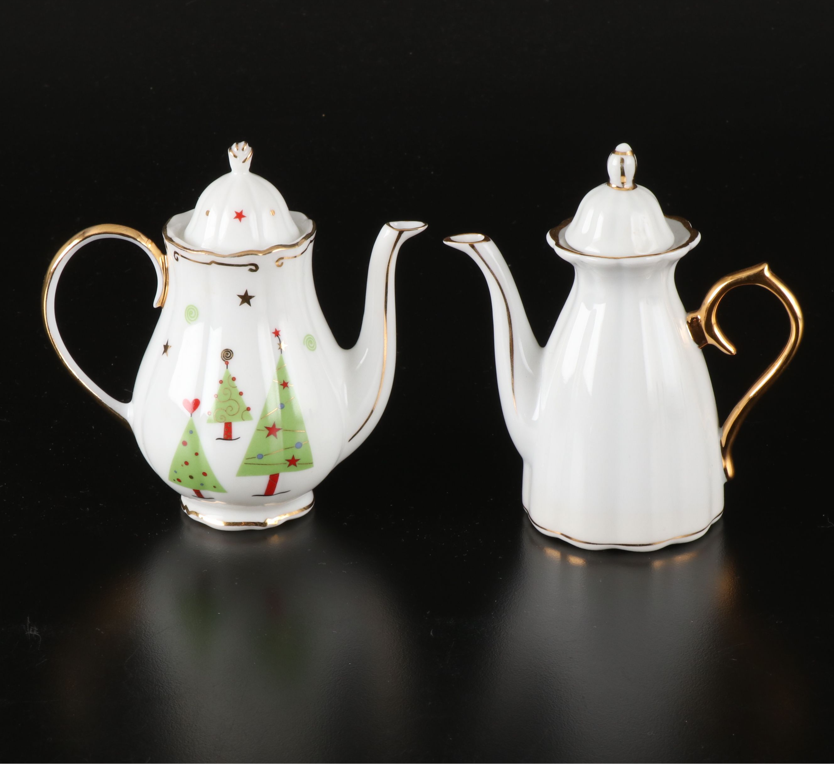 Catherine McClung Lenox Cardinal and Other Diminutive Teapot Ornaments
