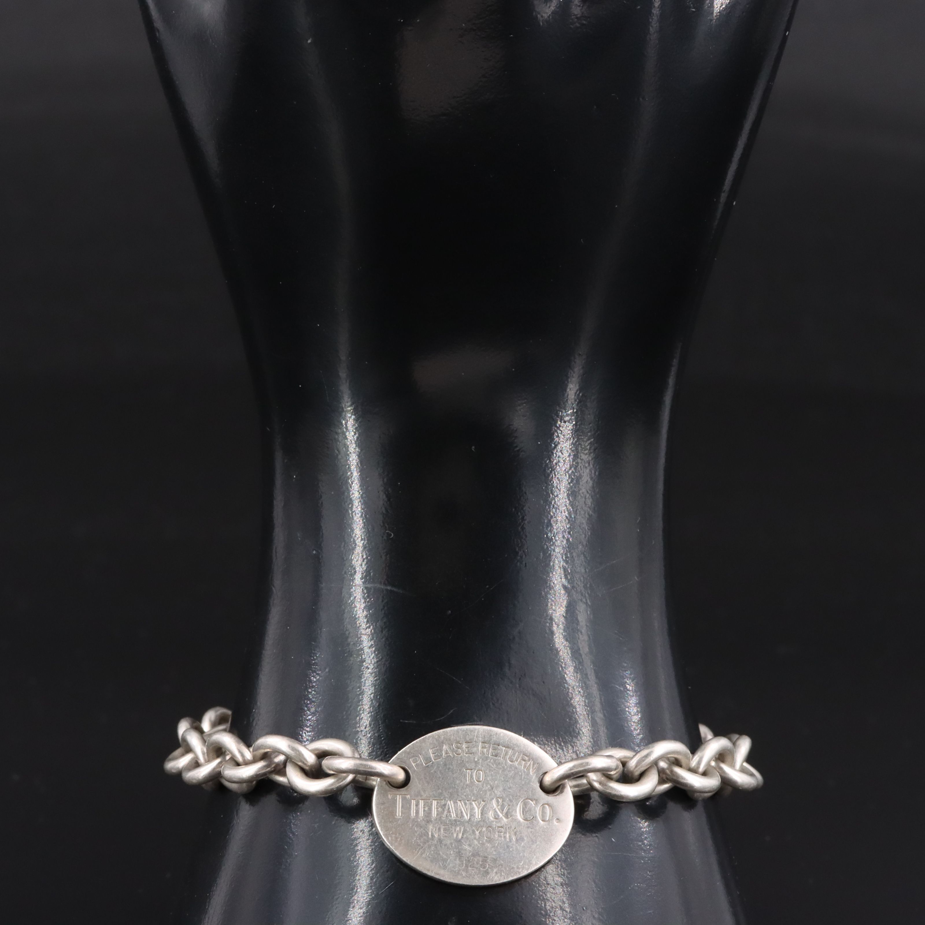 Tiffany & Co. Return to Tiffany Sterling Oval Tag Bracelet