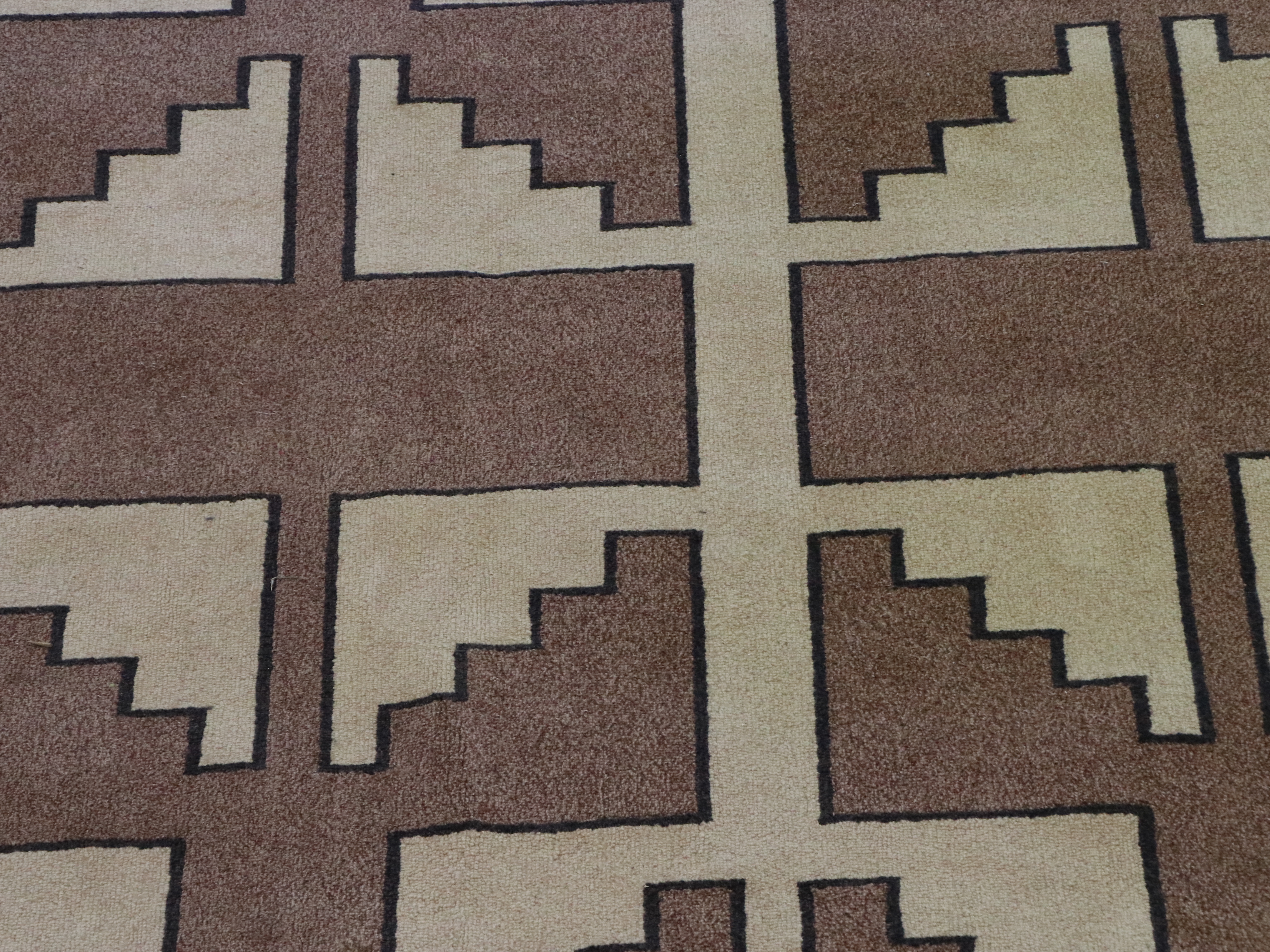 11'11 x 17'9 Hooked Wool Southwestern Style Palace-Sized Rug