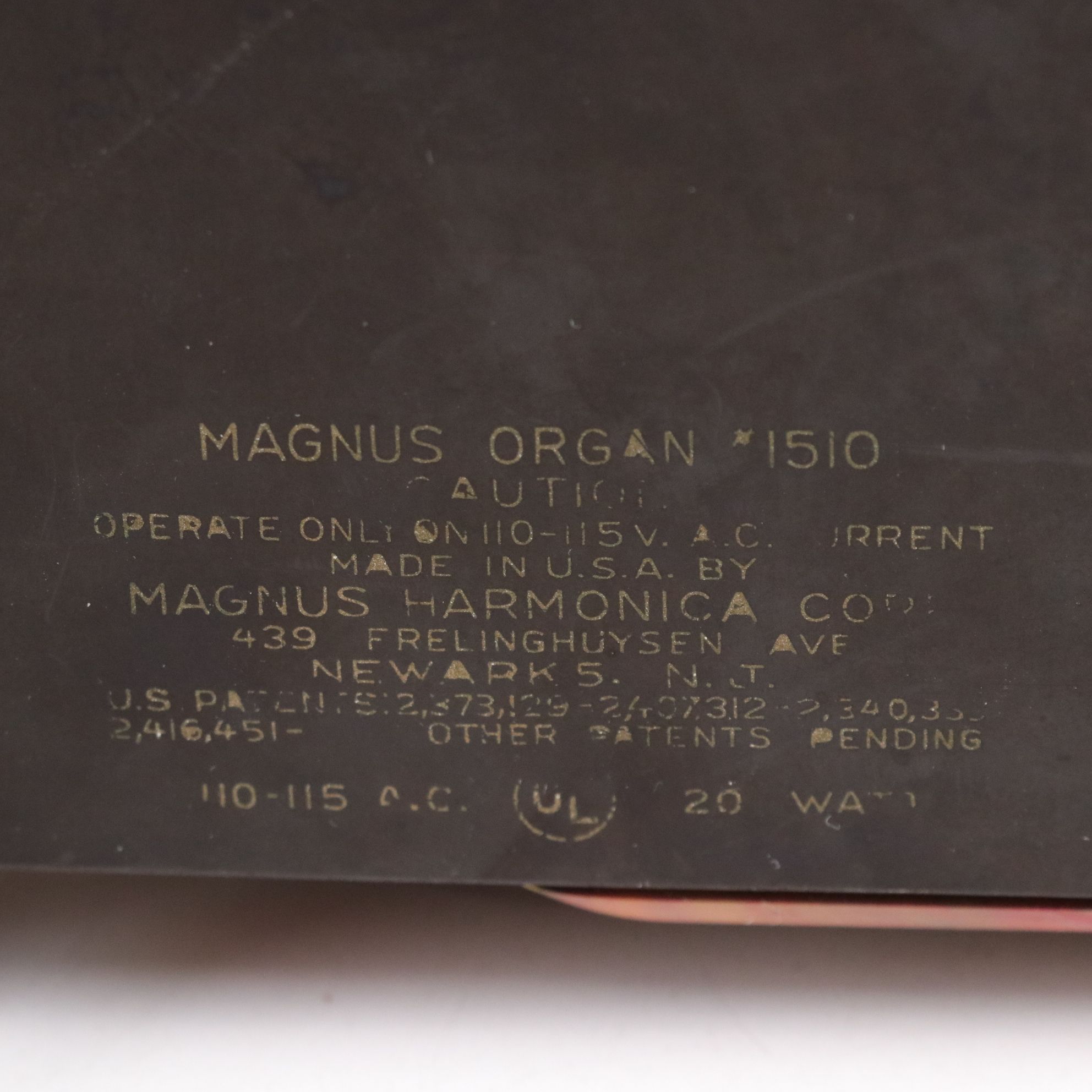 Magnus Electric Toy Organ with Metronome and Music Stand