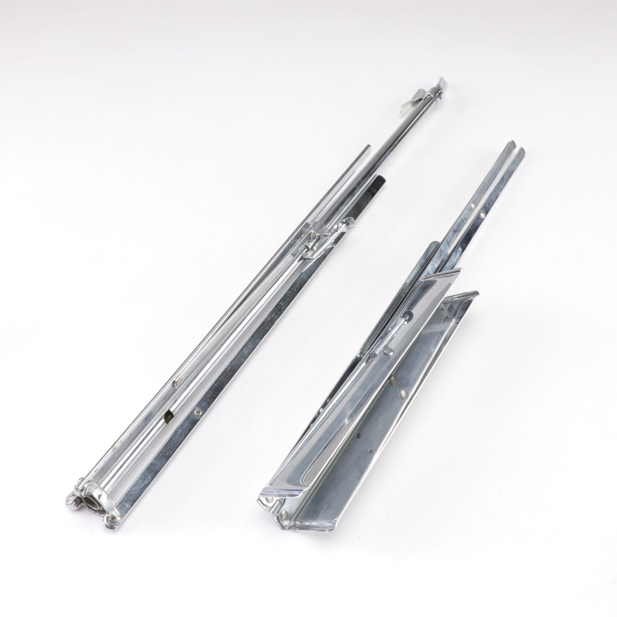 Magnus Electric Toy Organ with Metronome and Music Stand