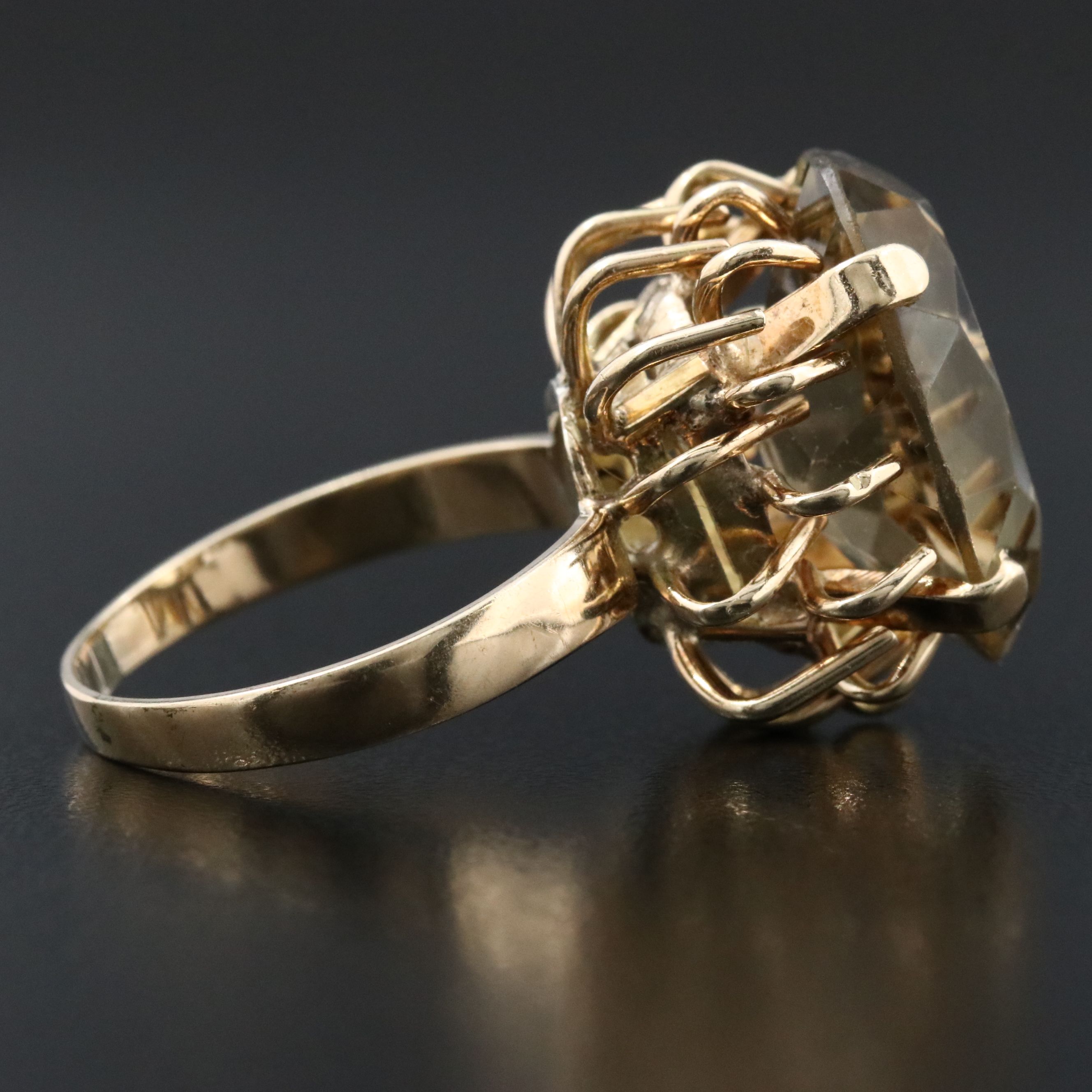 14K 14.58 CT Smoky Quartz Oval Ring