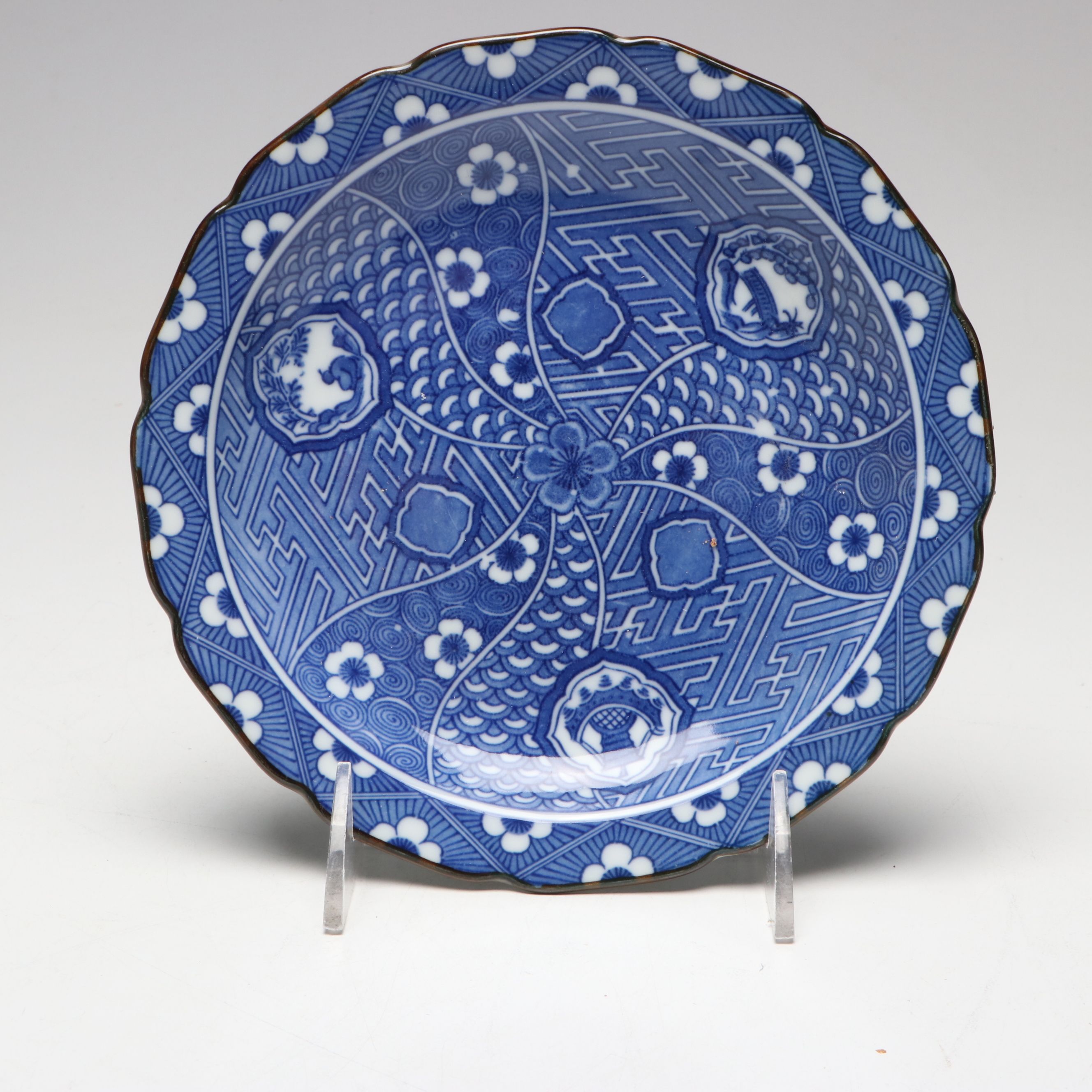 Japanese Arita Ware Blue and White Porcelain Shallow Bowls and Saucer