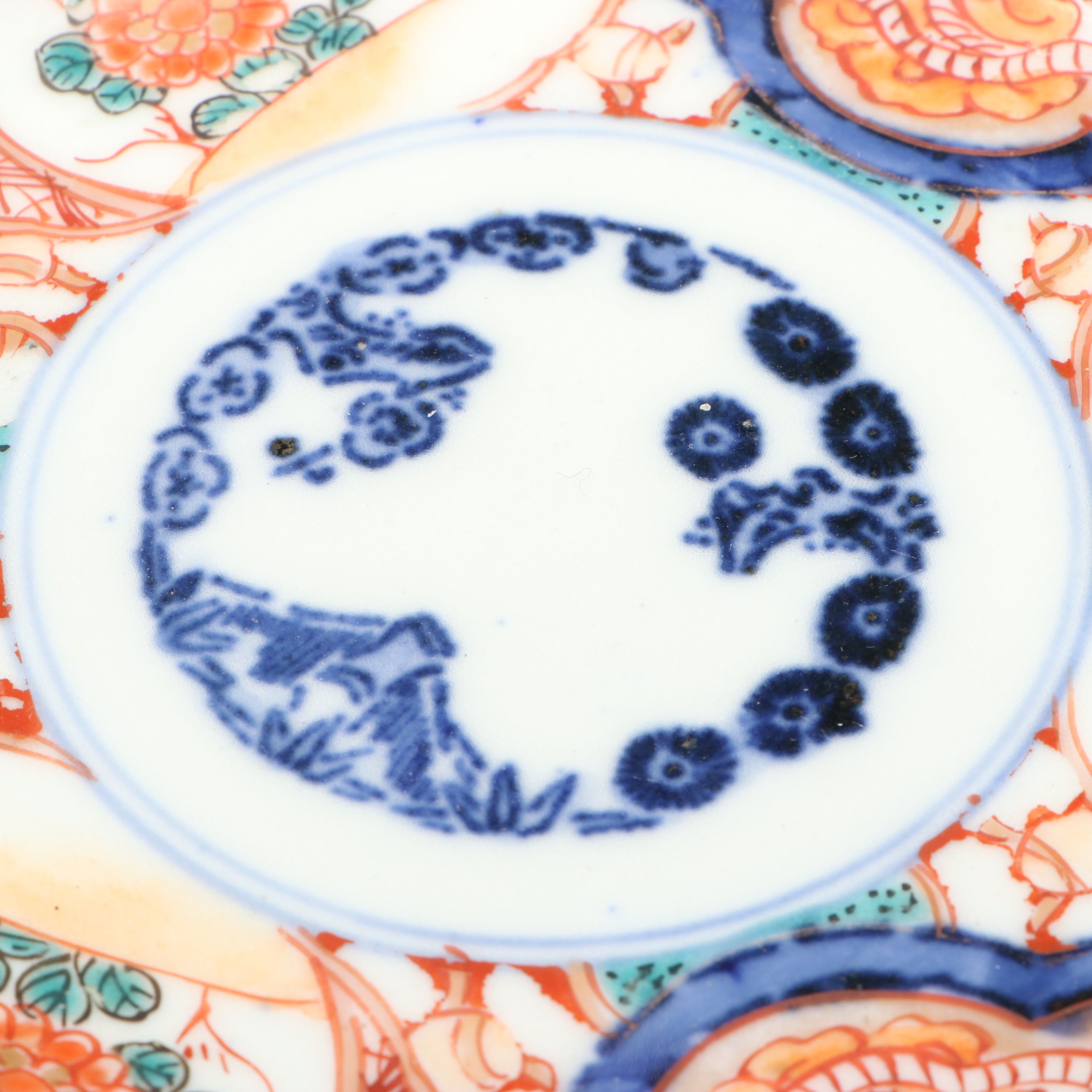 Japanese Imari Ware Porcelain Scallop Rimmed Bowls and Octagonal Shallow Dish