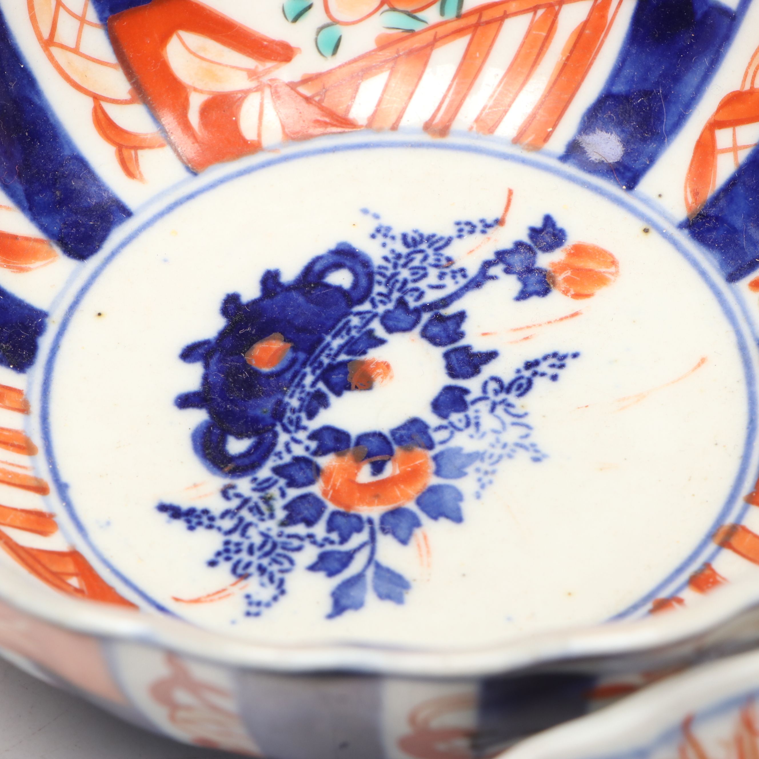 Japanese Imari Ware Porcelain Scallop Rimmed Bowls and Octagonal Shallow Dish