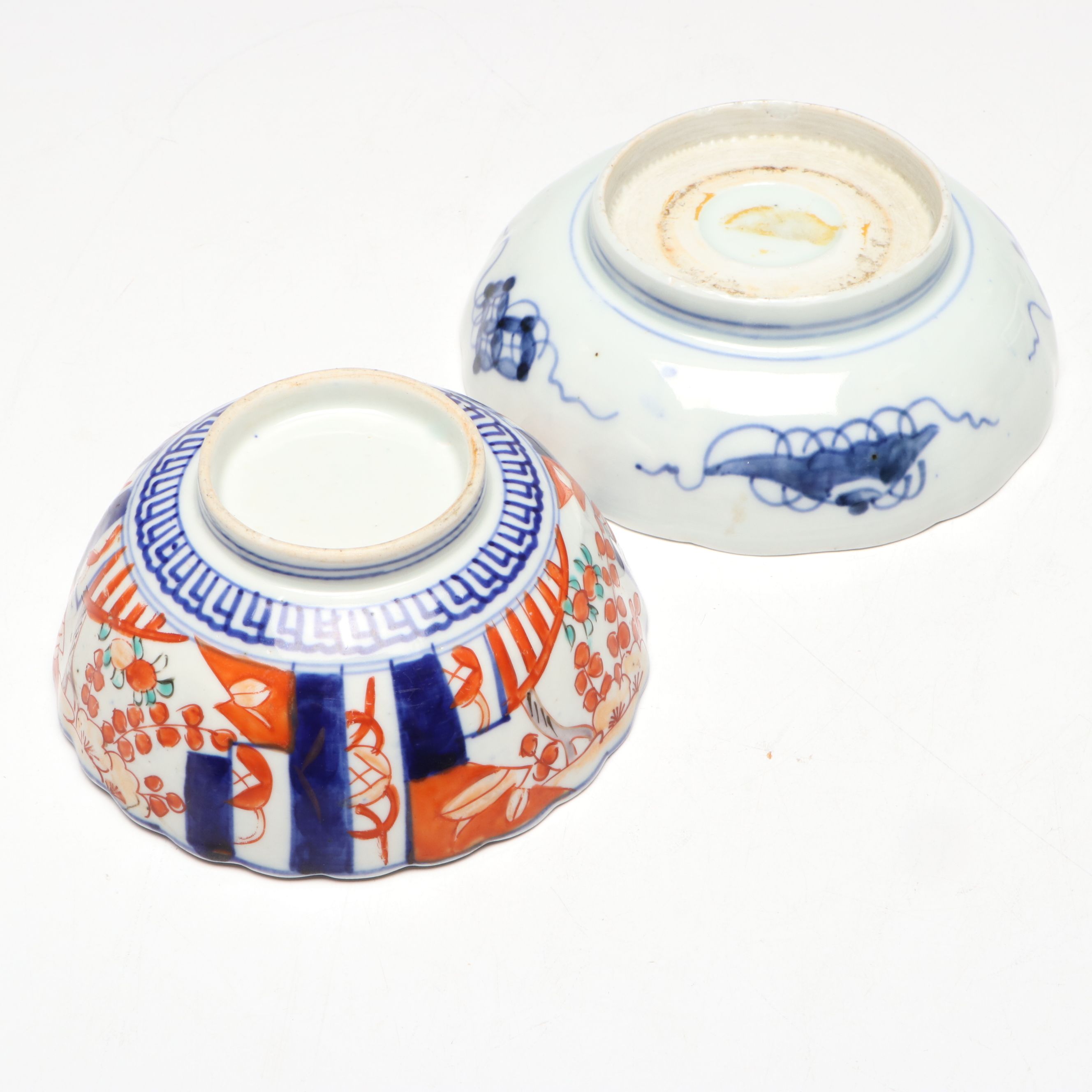 Japanese Imari Ware Porcelain Scallop Rimmed Bowls and Octagonal Shallow Dish