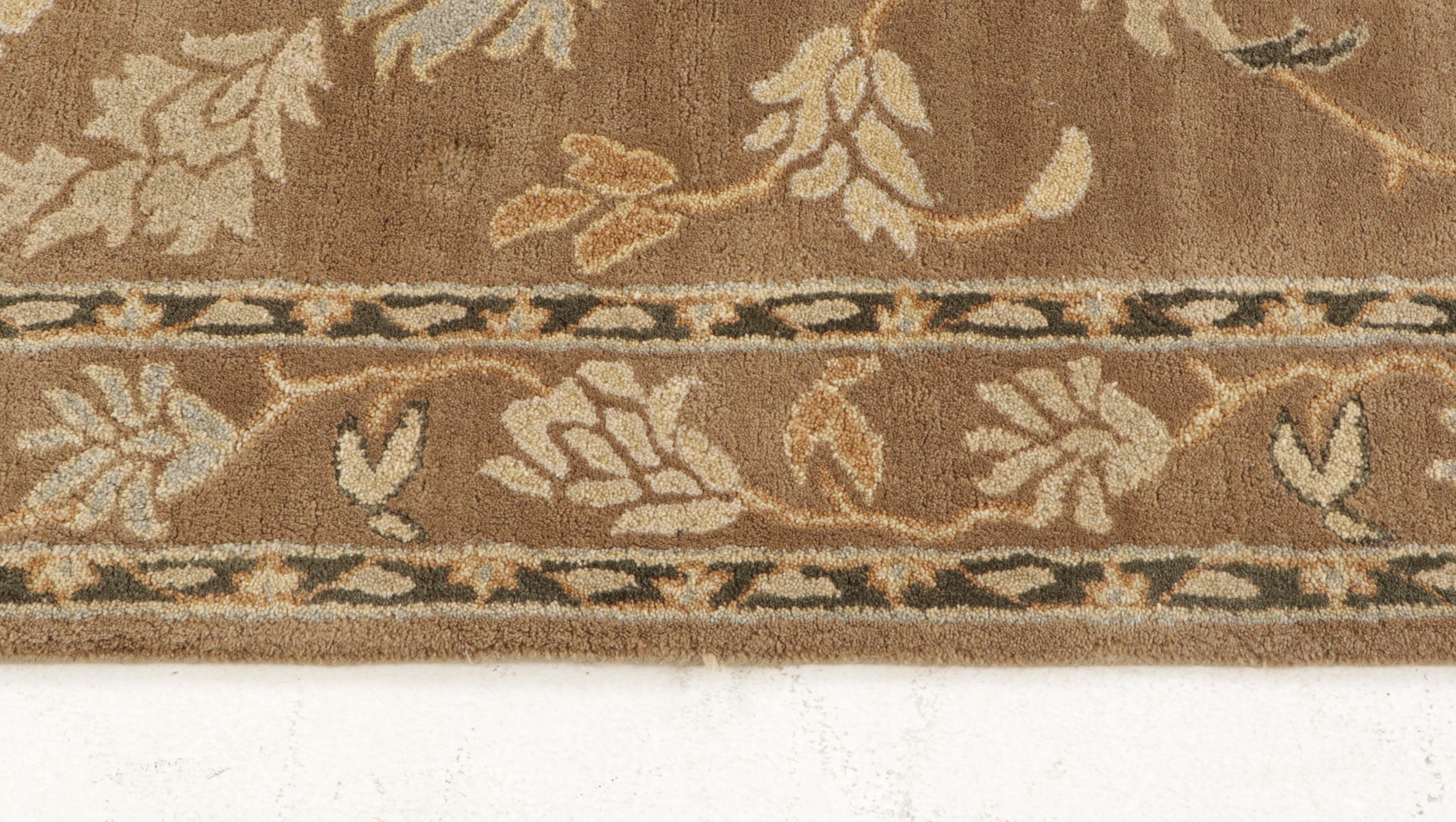 5'6 x 8'3 Hand-Tufted Indo-Persian Style Peshawar Area Rug