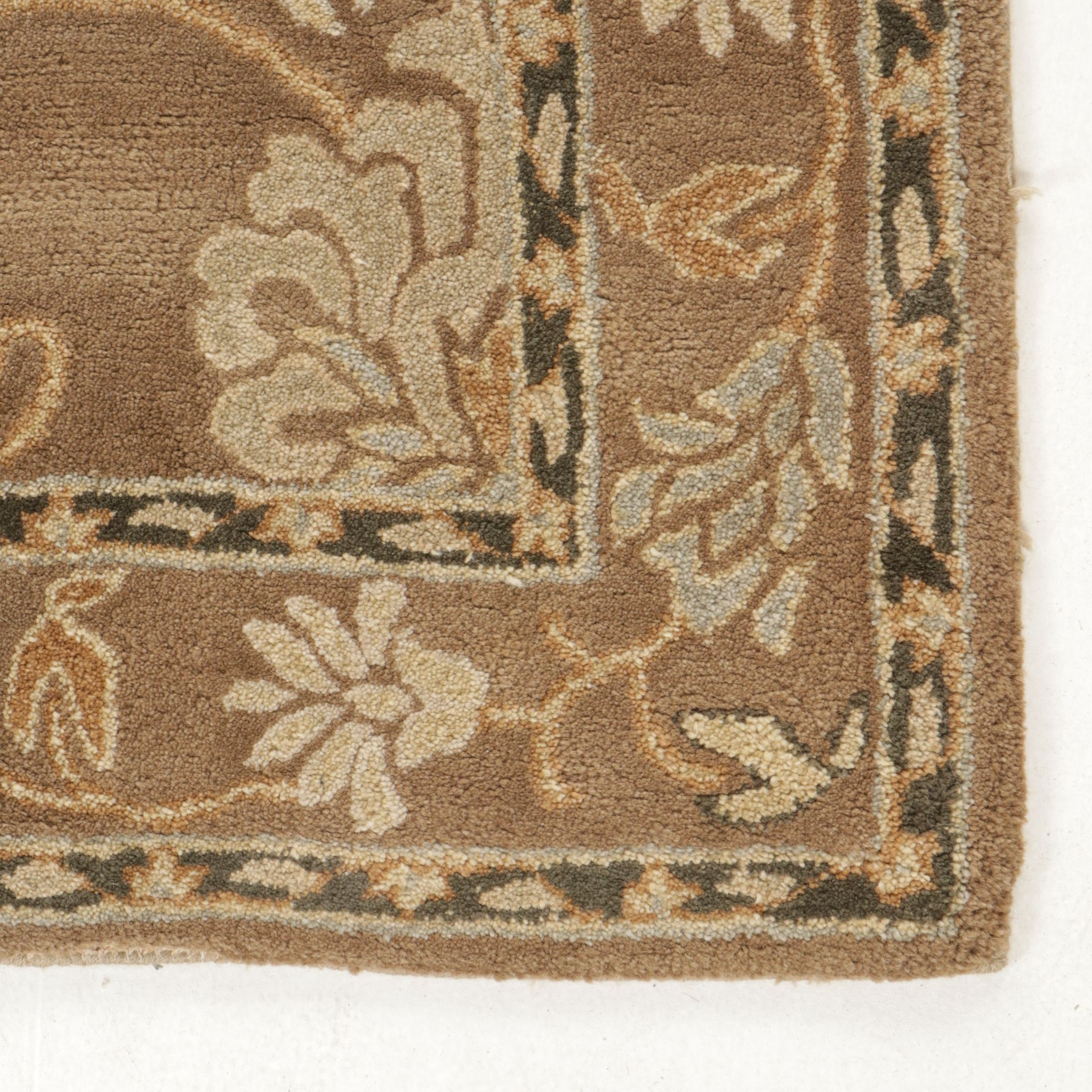 5'6 x 8'3 Hand-Tufted Indo-Persian Style Peshawar Area Rug