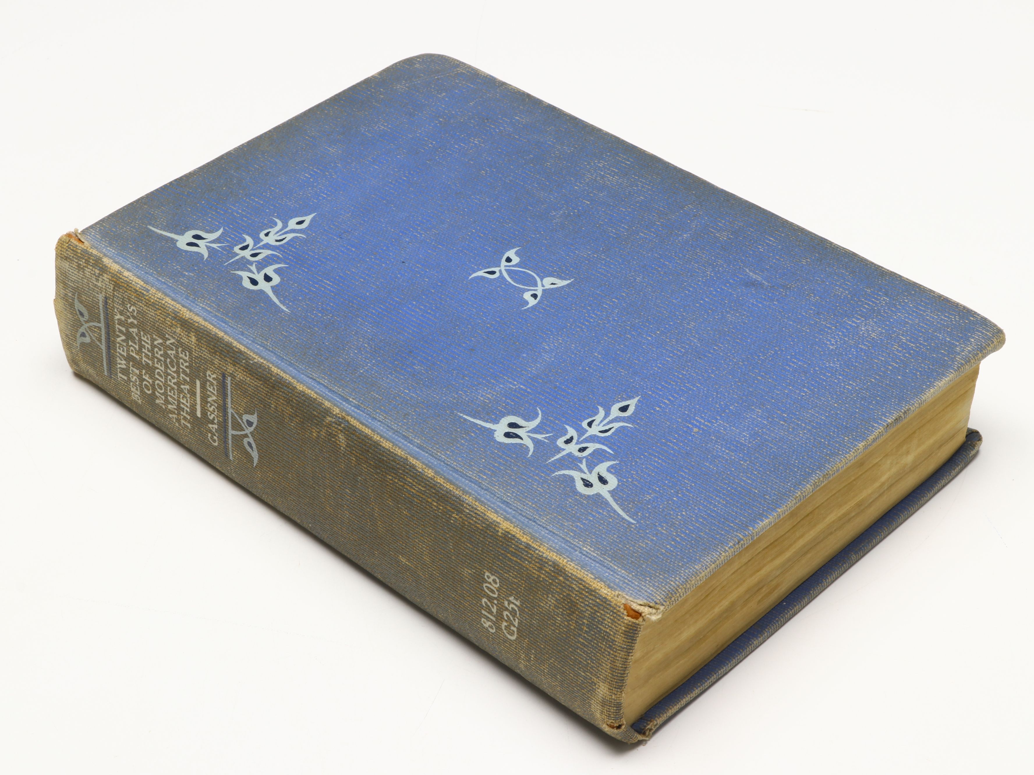 "The Globe Illustrated Shakespeare" with Other Theater and Art Books