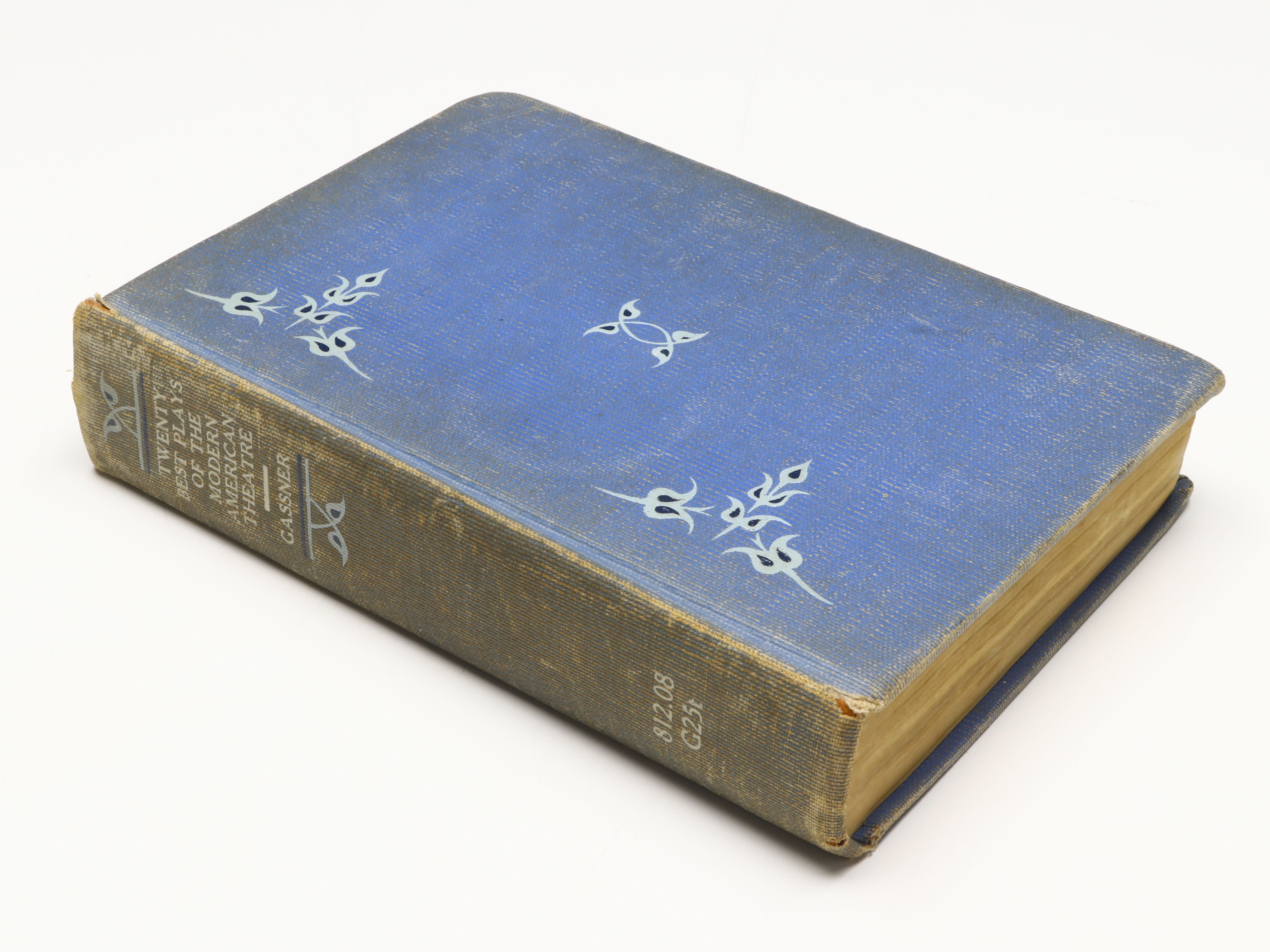 "The Globe Illustrated Shakespeare" with Other Theater and Art Books