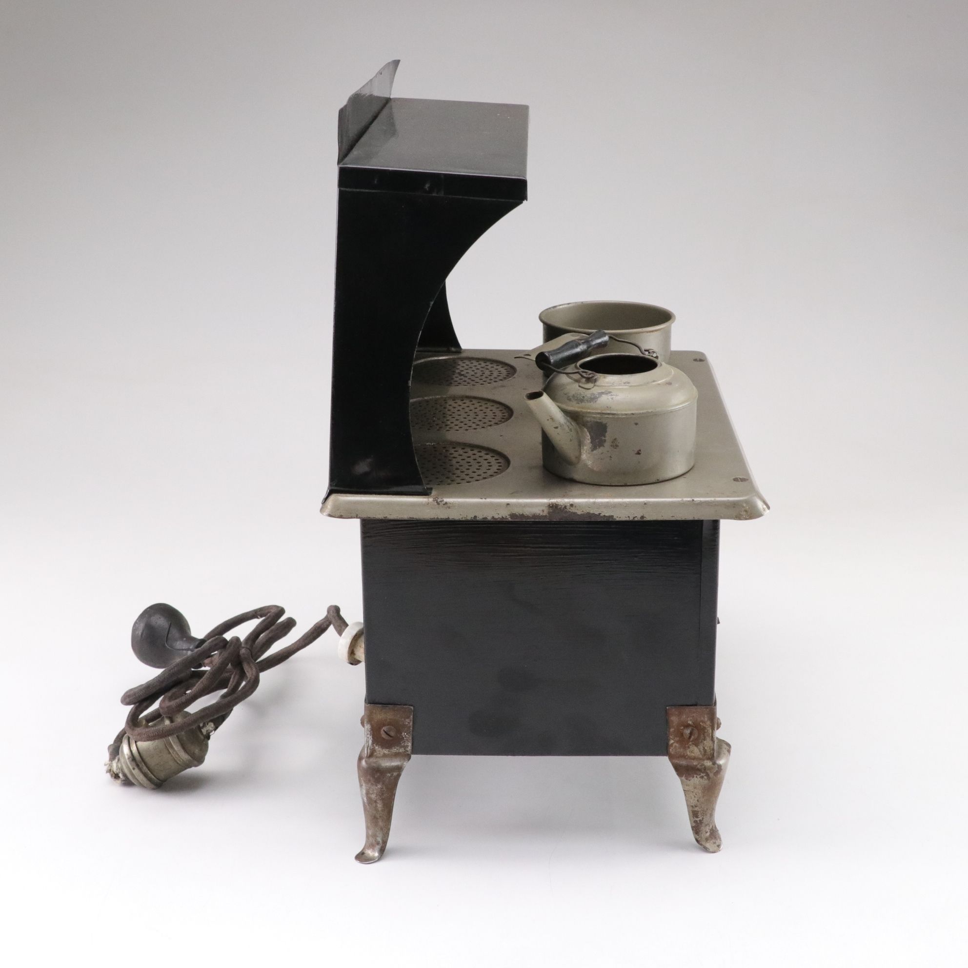 Western Electric "Junior" Stove Toy Set, Early 20th Century